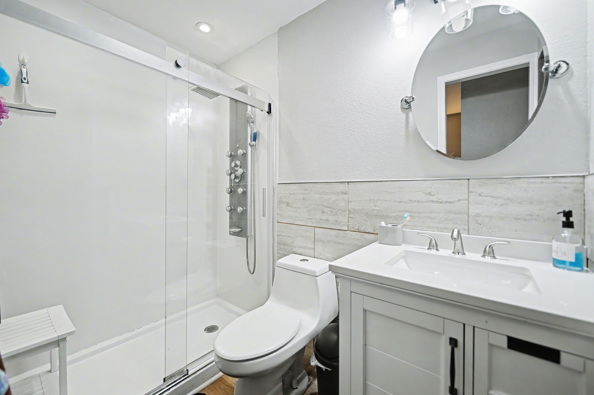 762 Oak Leaf Trail