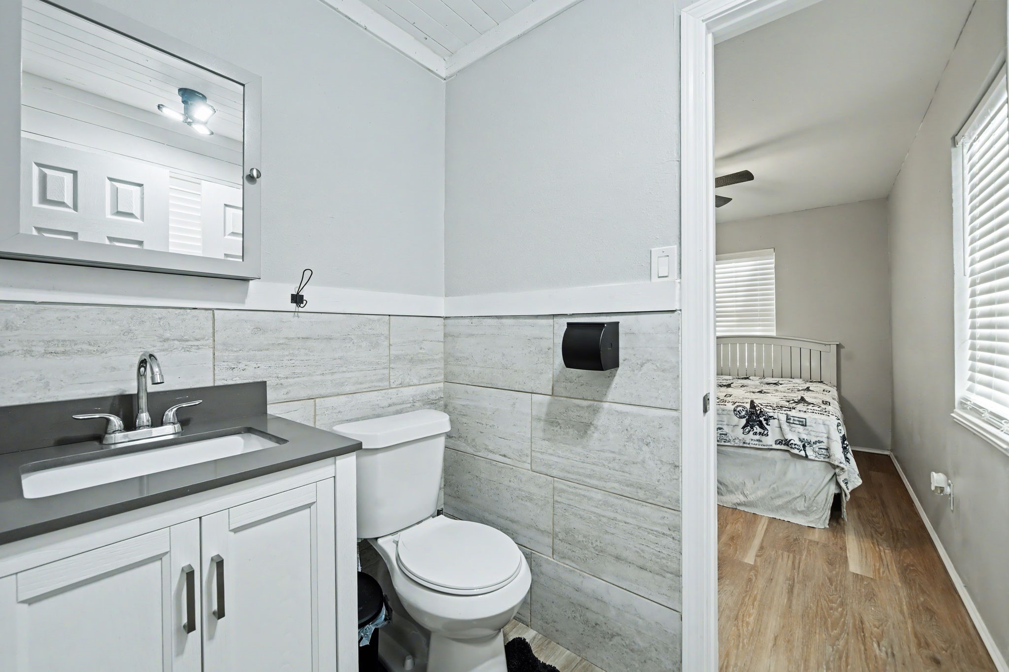 762 Oak Leaf Trail