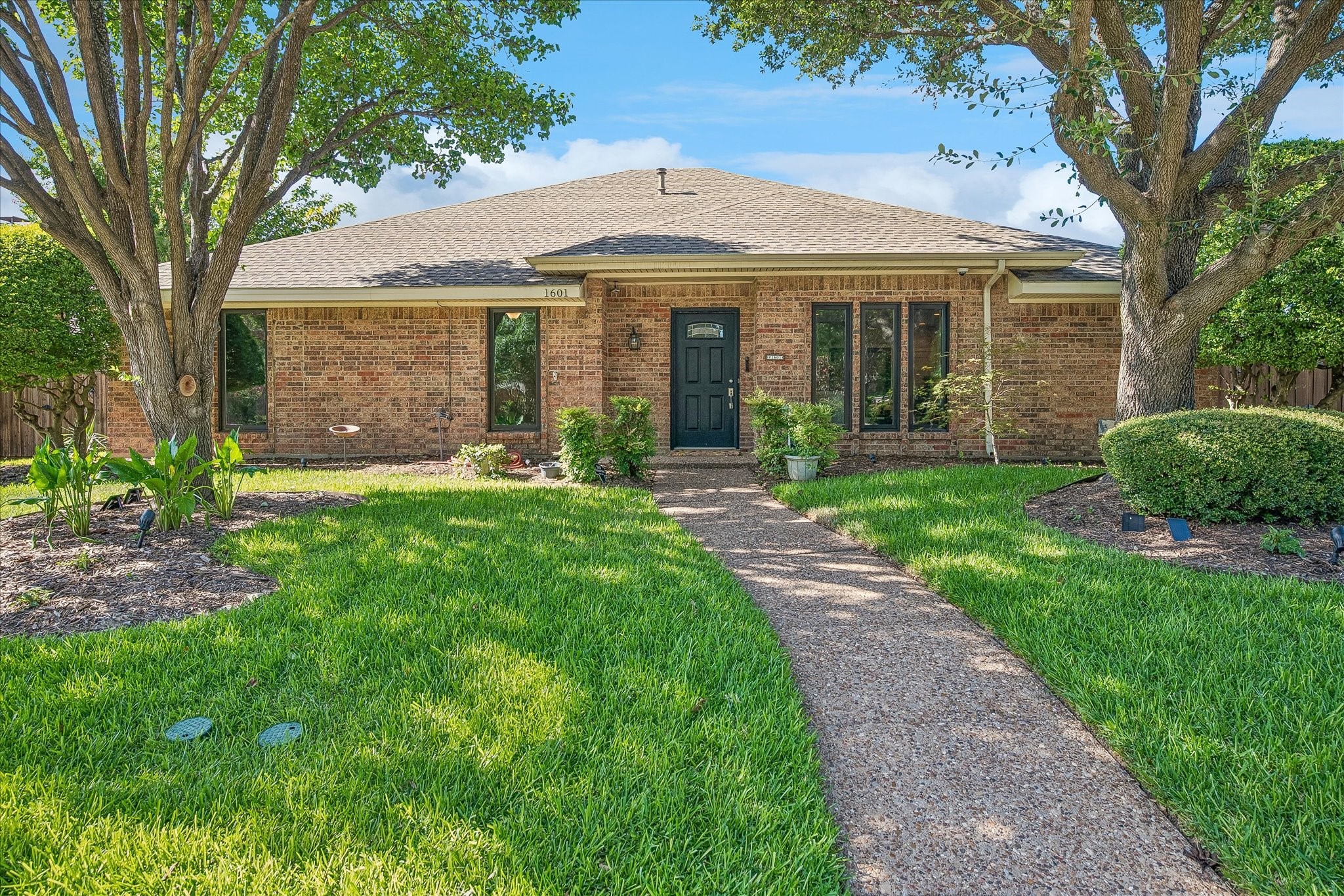 1601 Callaway Drive