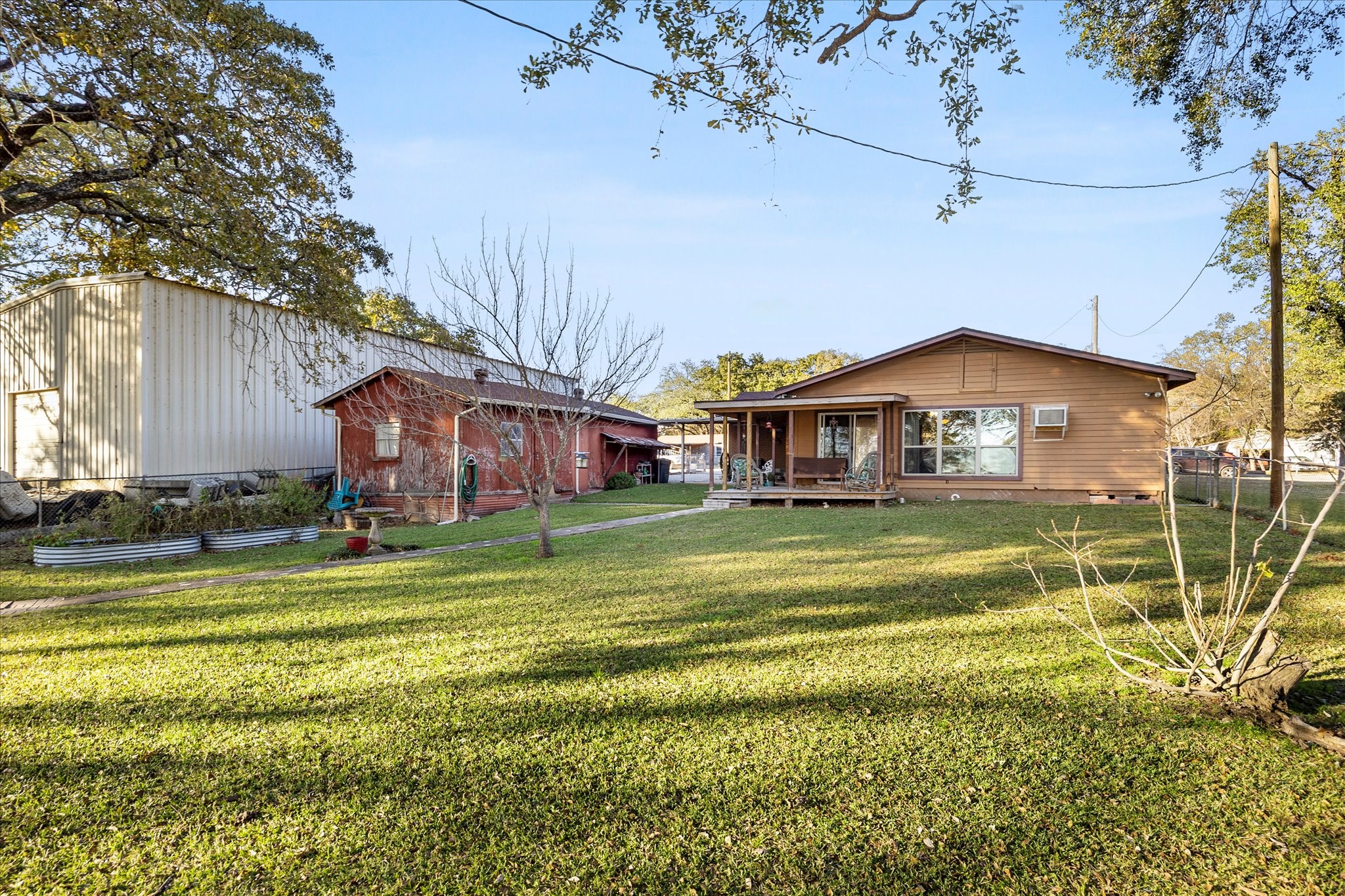 2097 County Road 3830