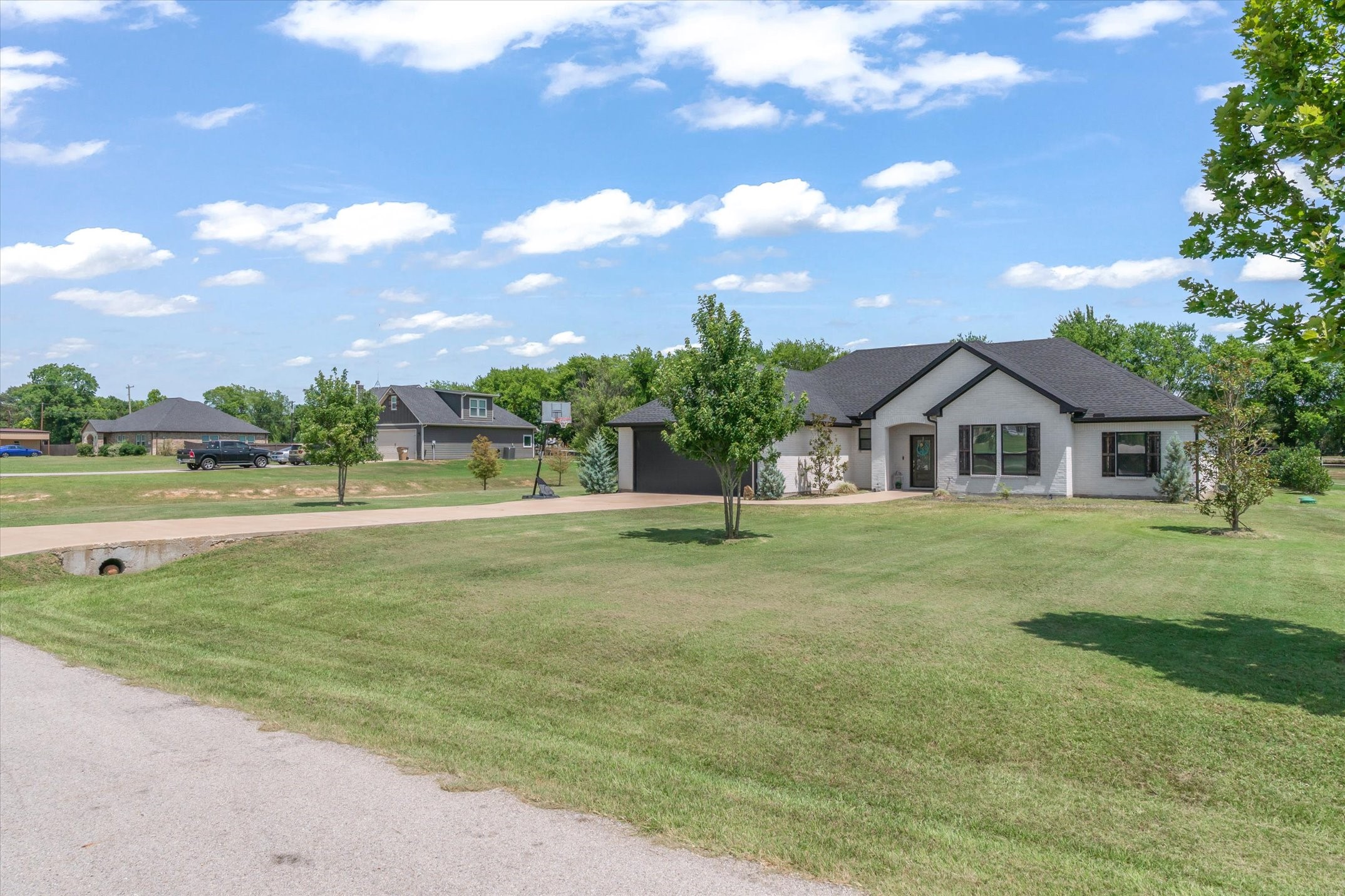 179 Private Road 8641