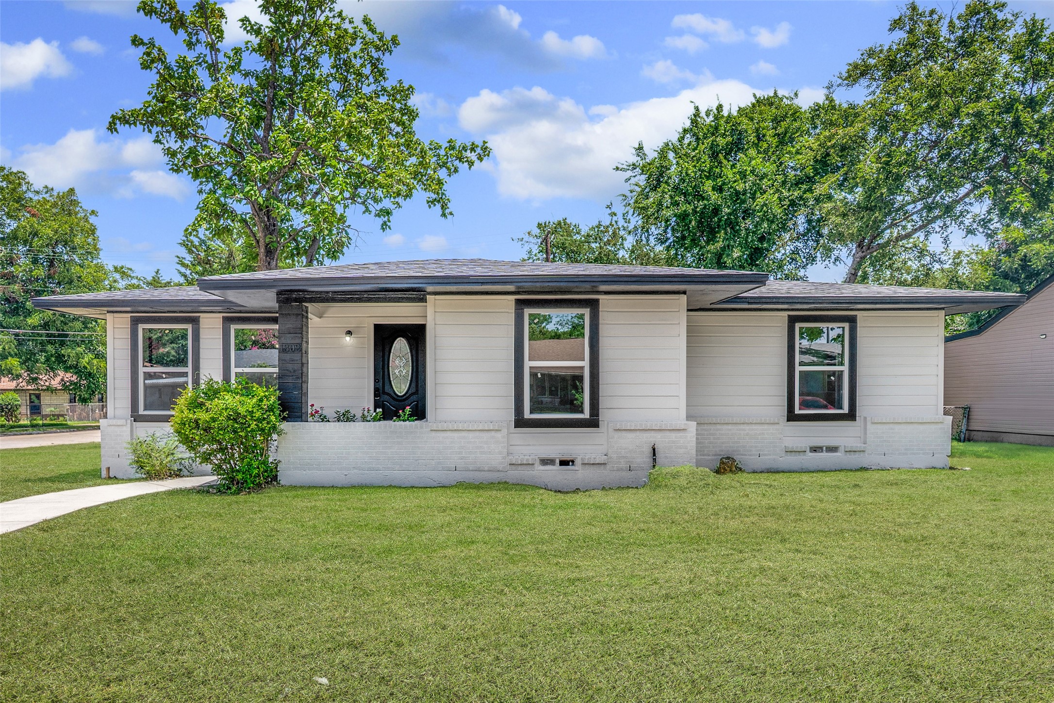 1302 Marion Drive
