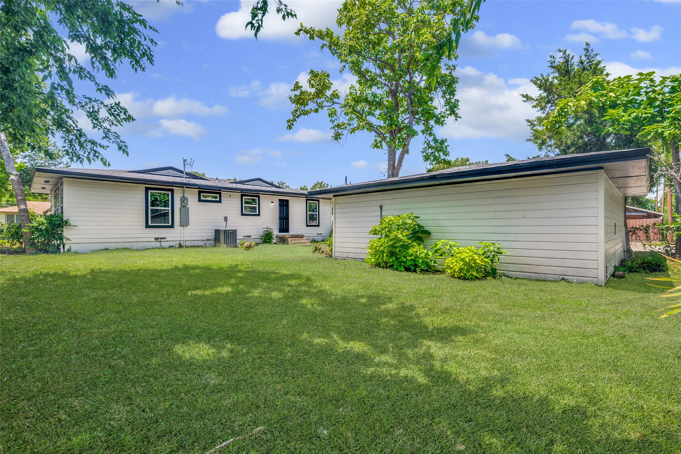 1302 Marion Drive