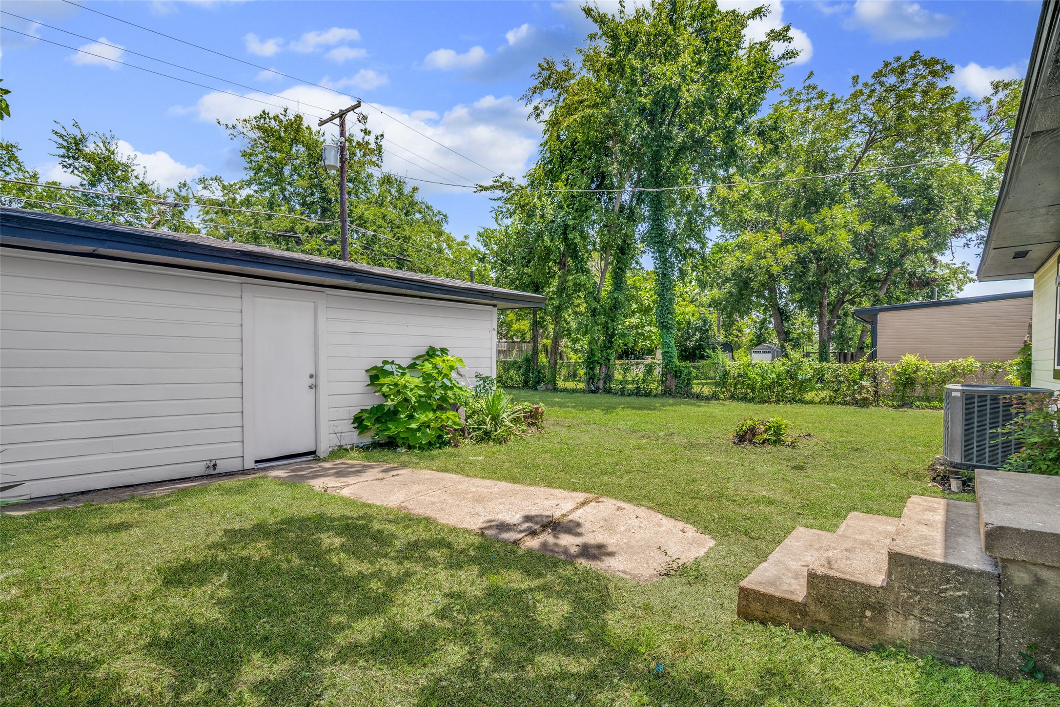 1302 Marion Drive