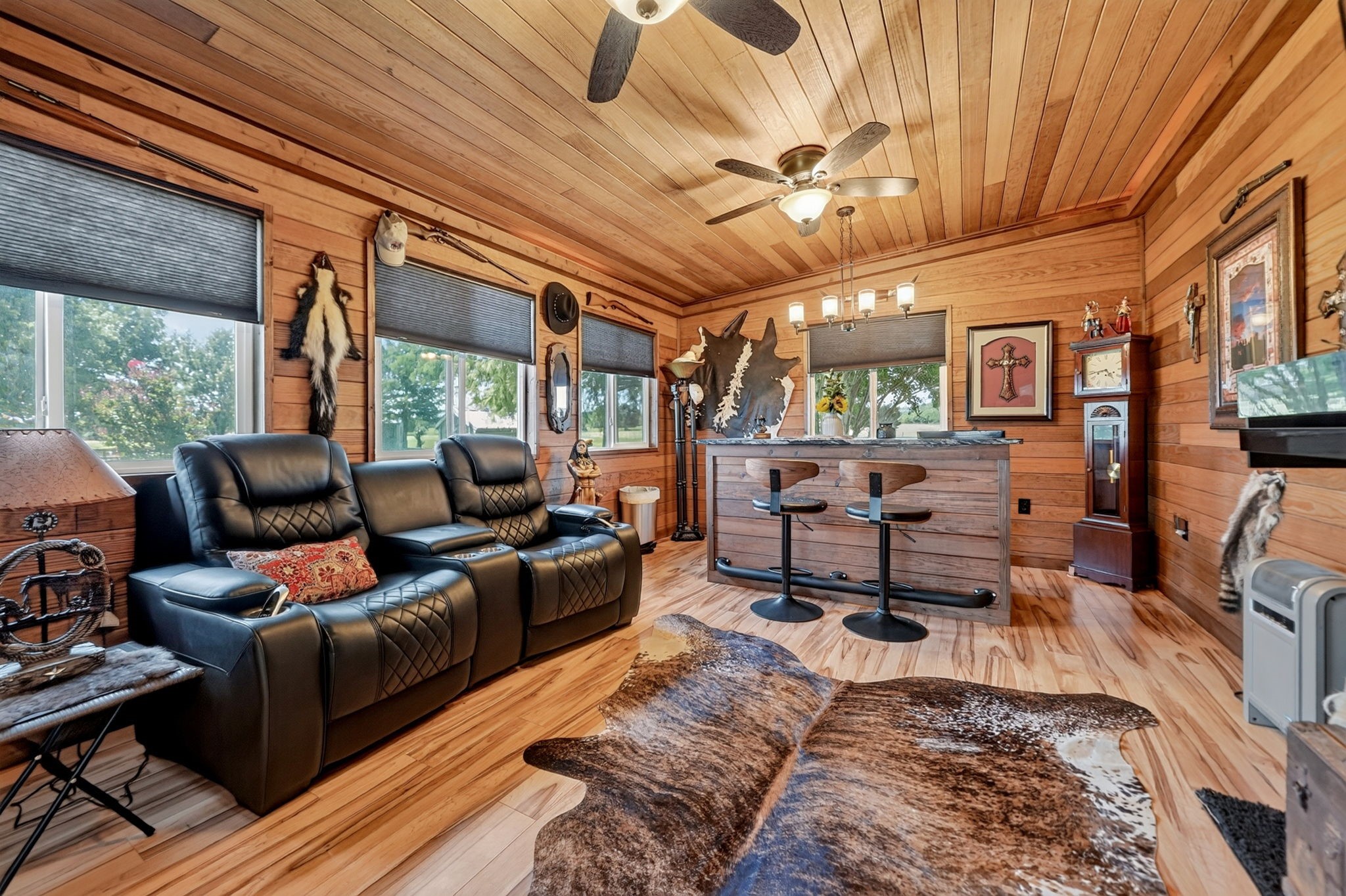 1465 County Road 3690