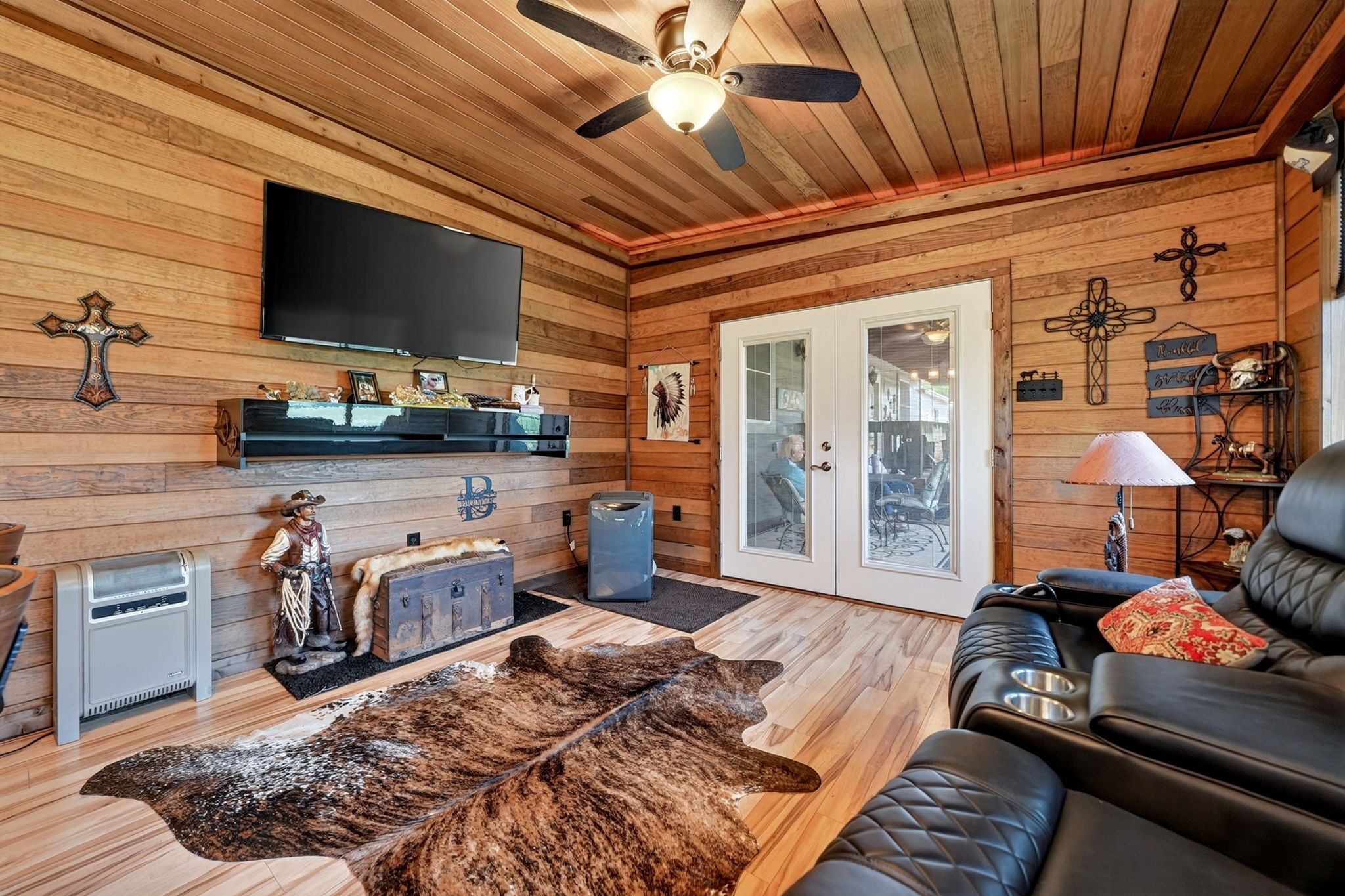 1465 County Road 3690
