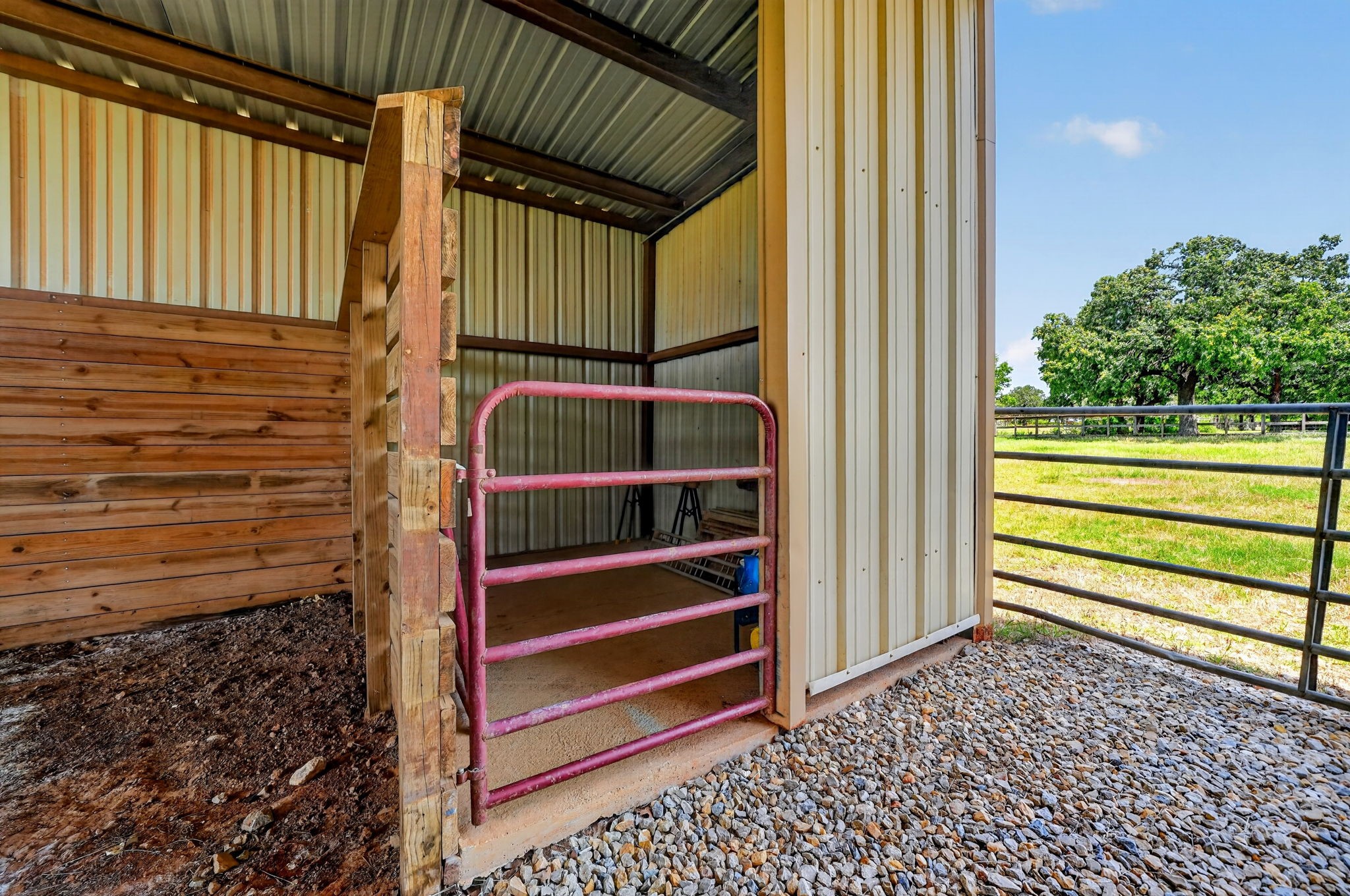 1465 County Road 3690