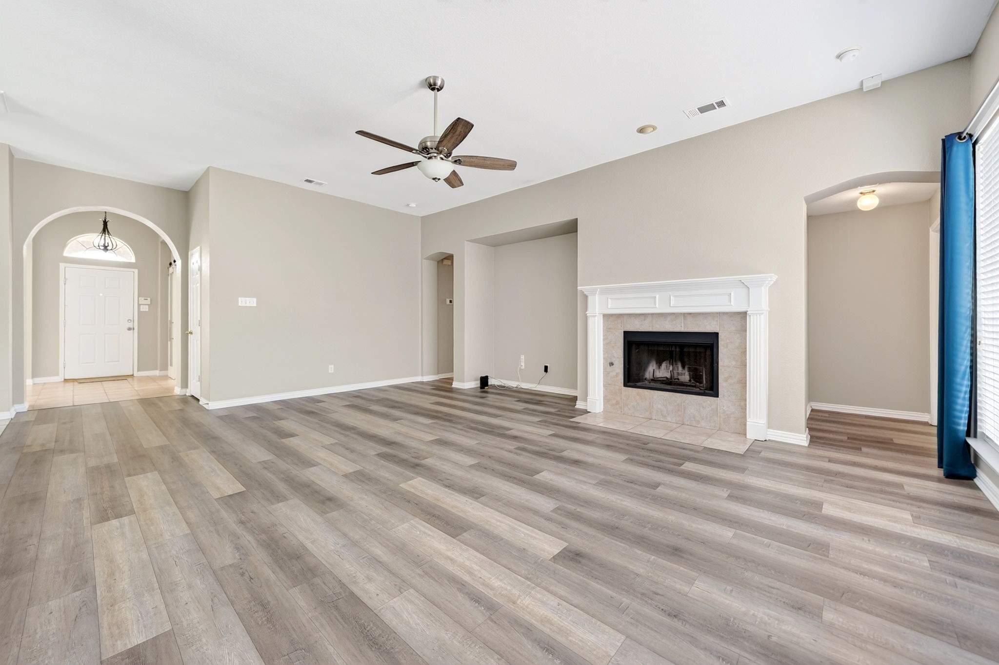 2713 Planetree Drive