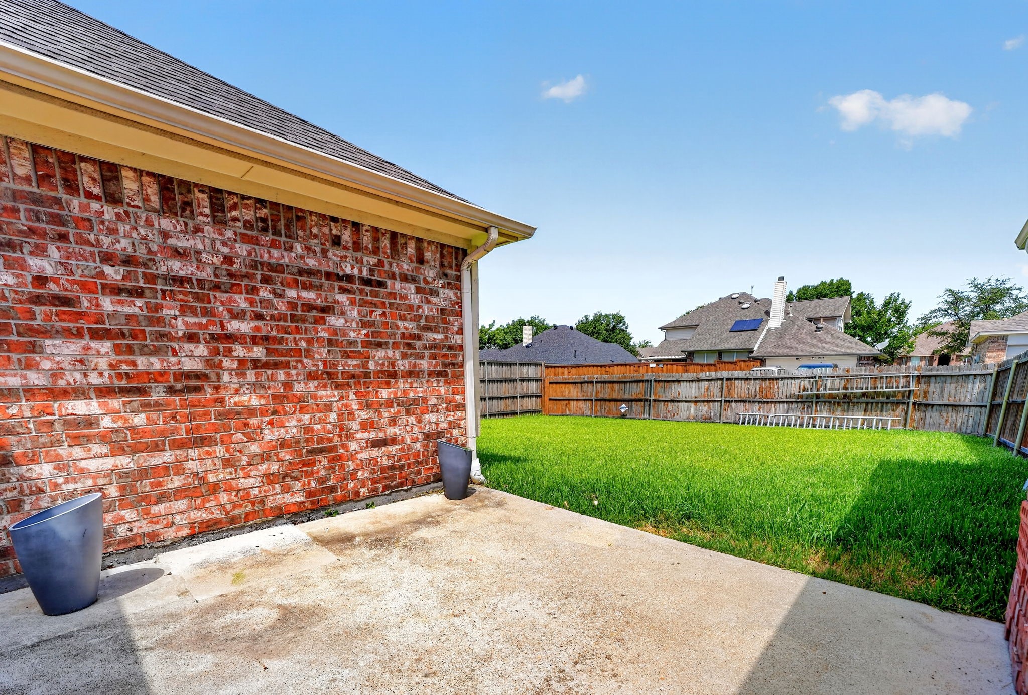 2713 Planetree Drive