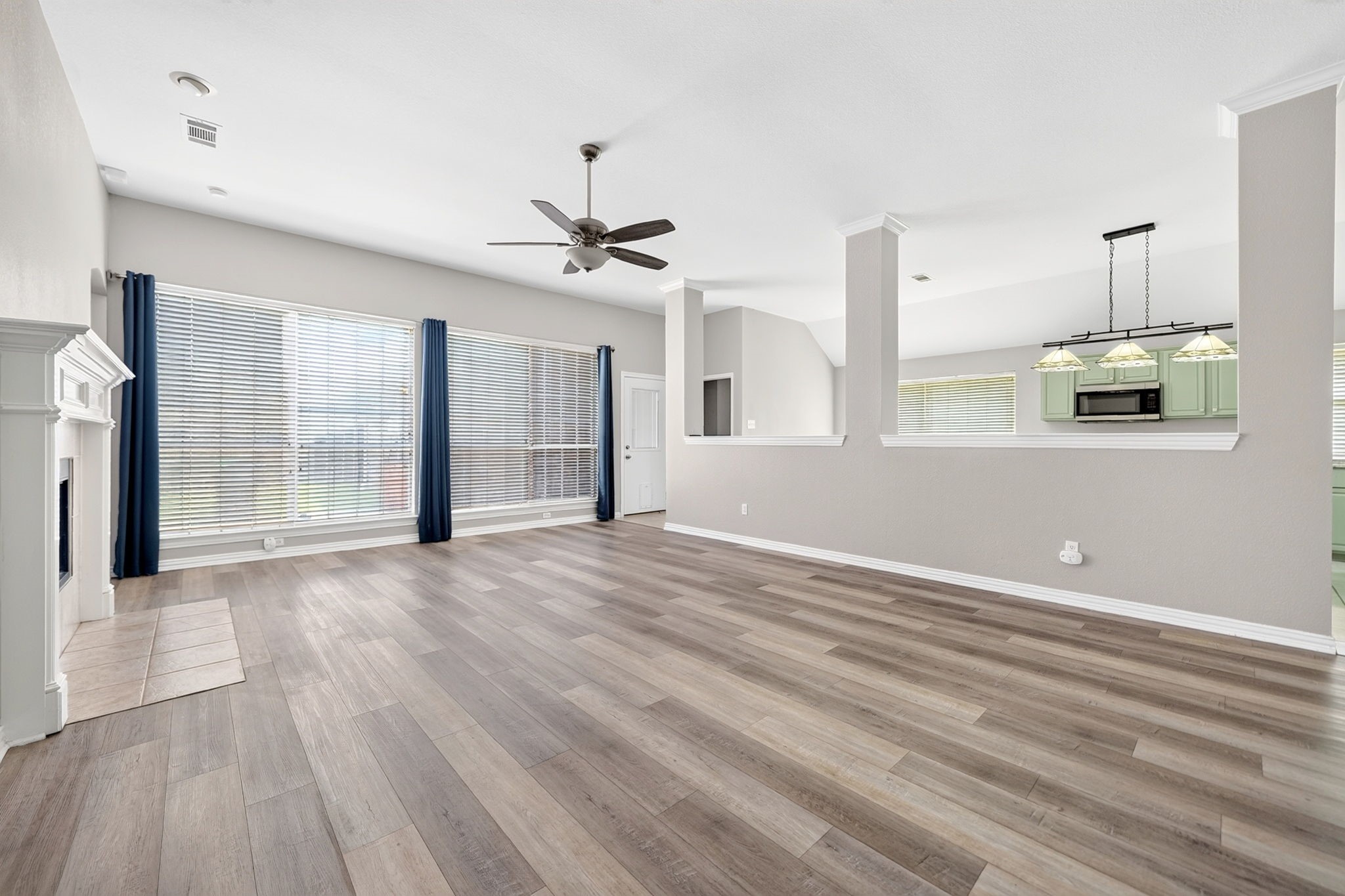 2713 Planetree Drive