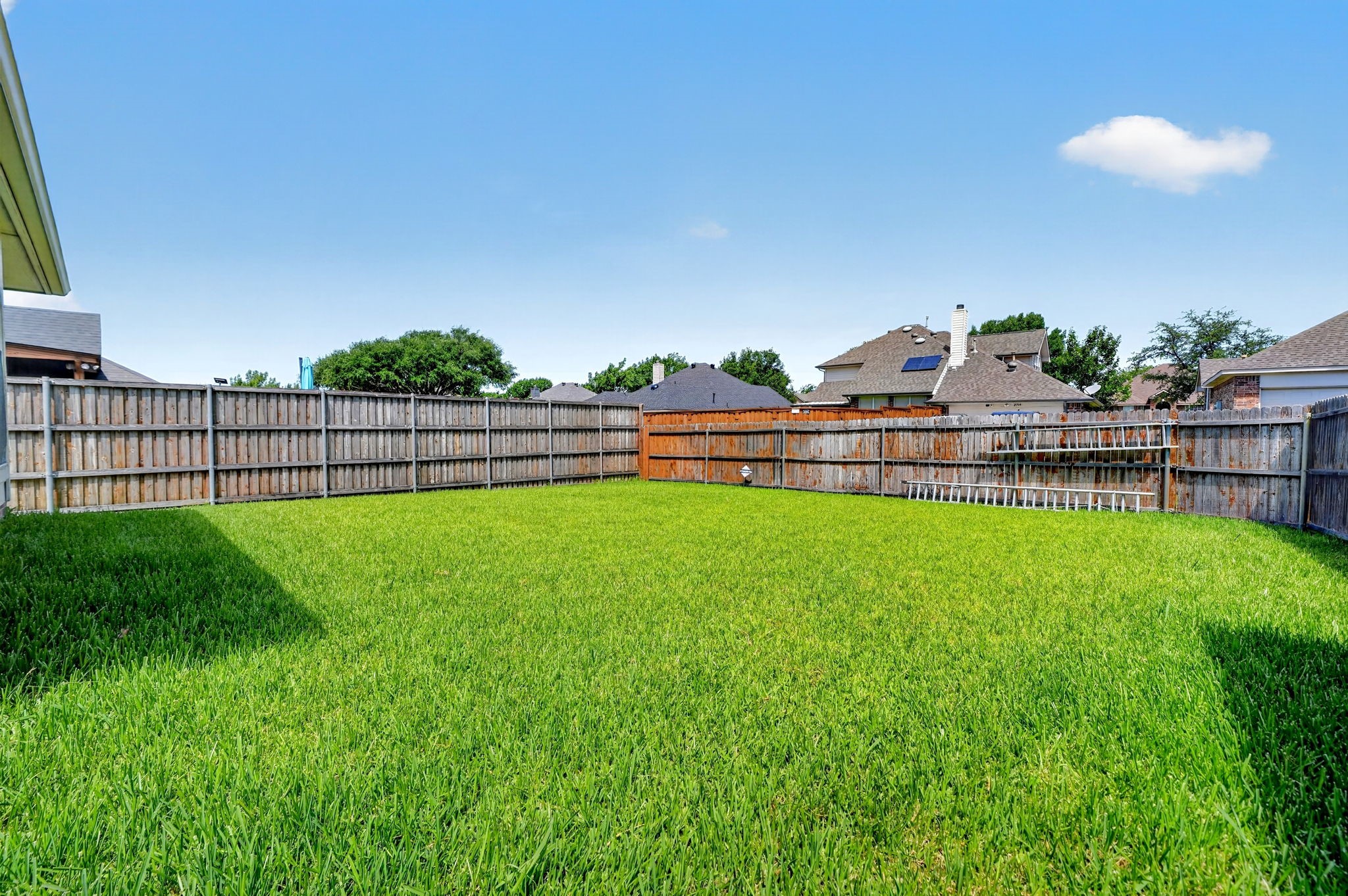 2713 Planetree Drive