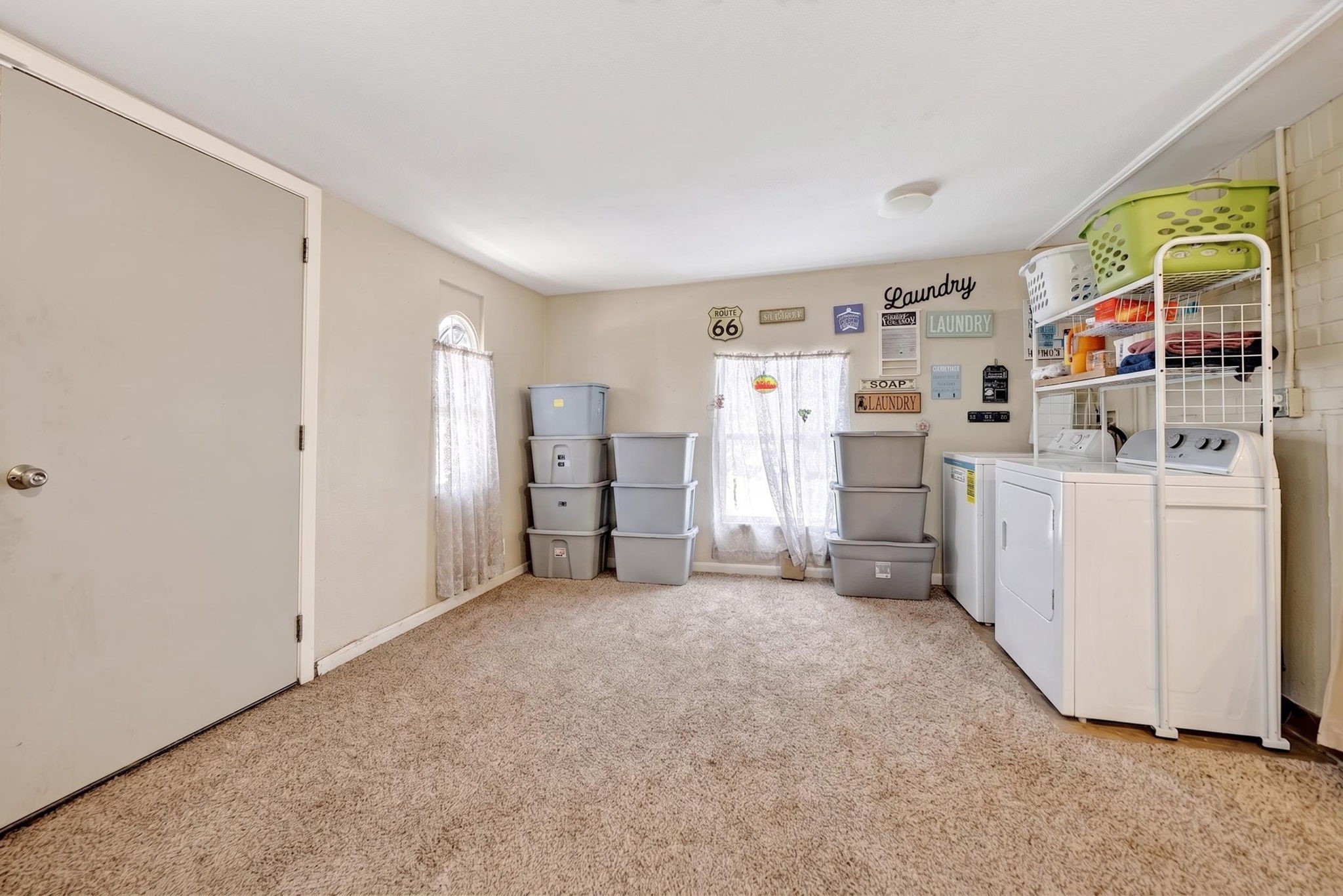 955 Ashwood Drive