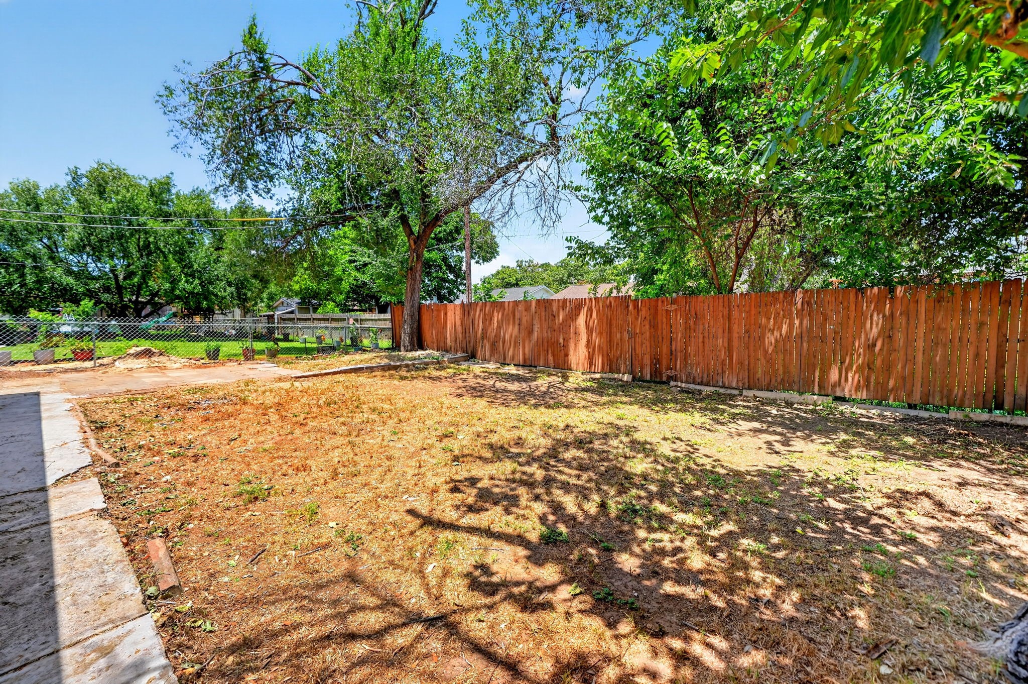 955 Ashwood Drive