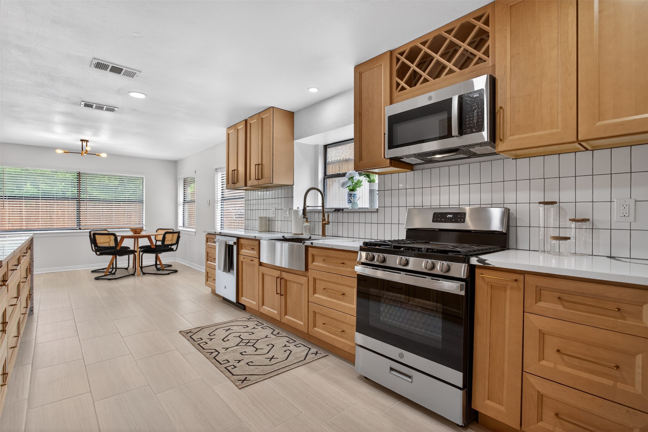 8206 Spinnaker Cove