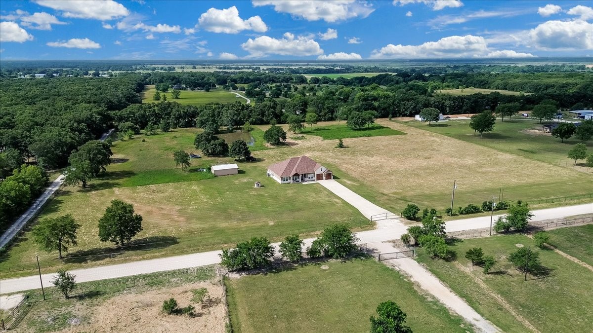 9325 County Road 4074