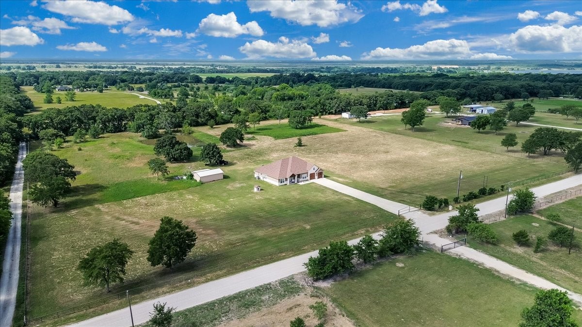 9325 County Road 4074