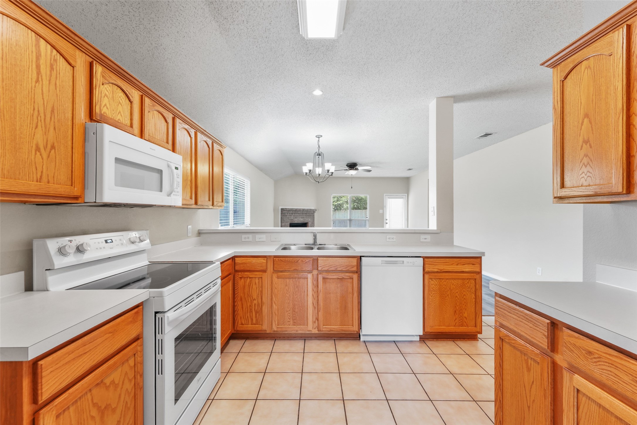 1422 Fairfield Drive