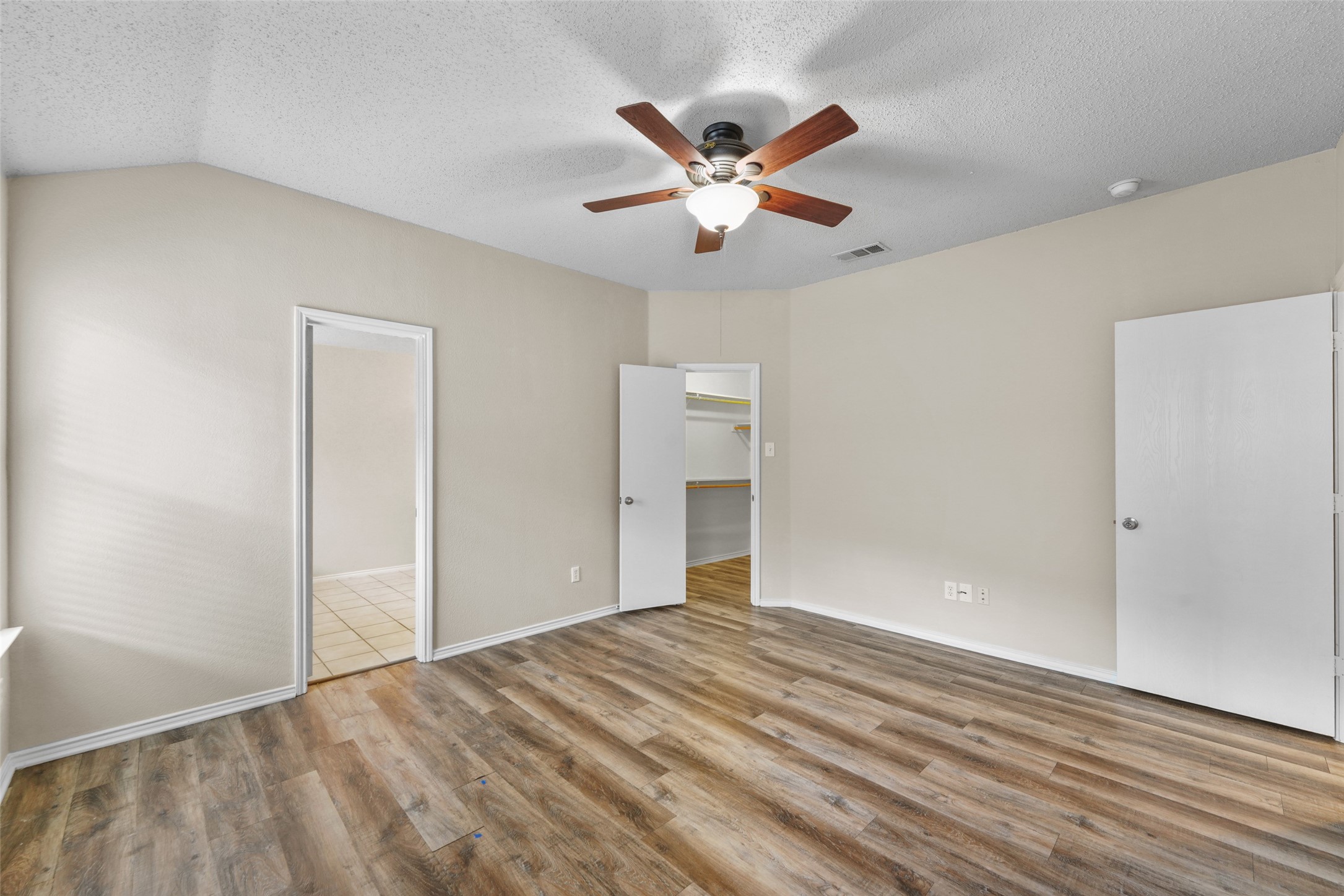 1422 Fairfield Drive