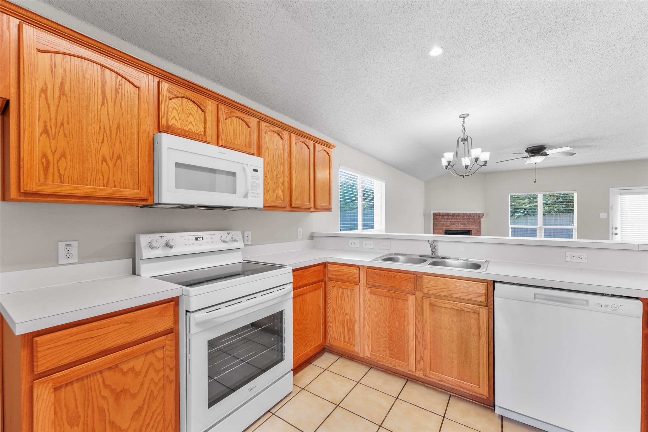 1422 Fairfield Drive