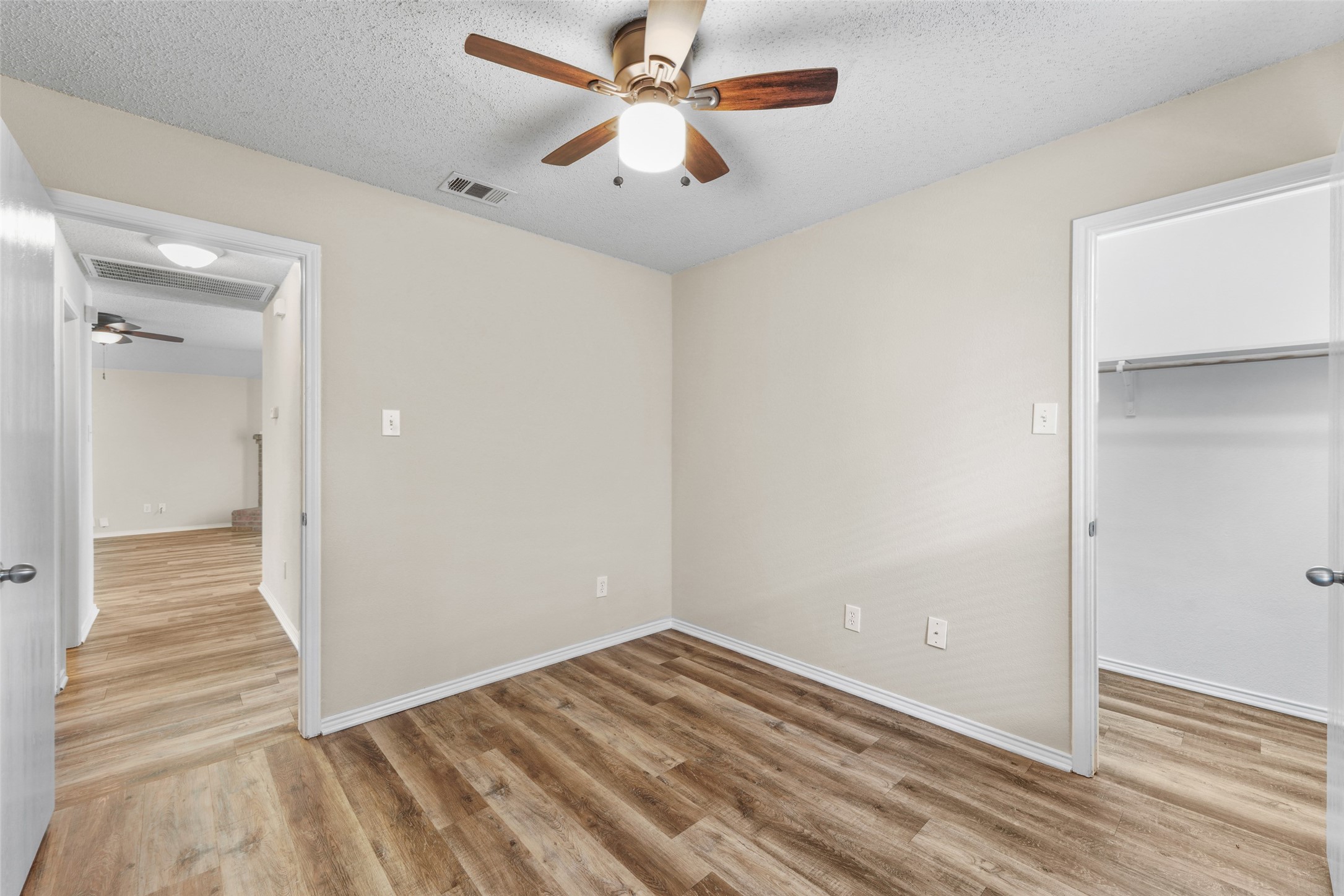 1422 Fairfield Drive