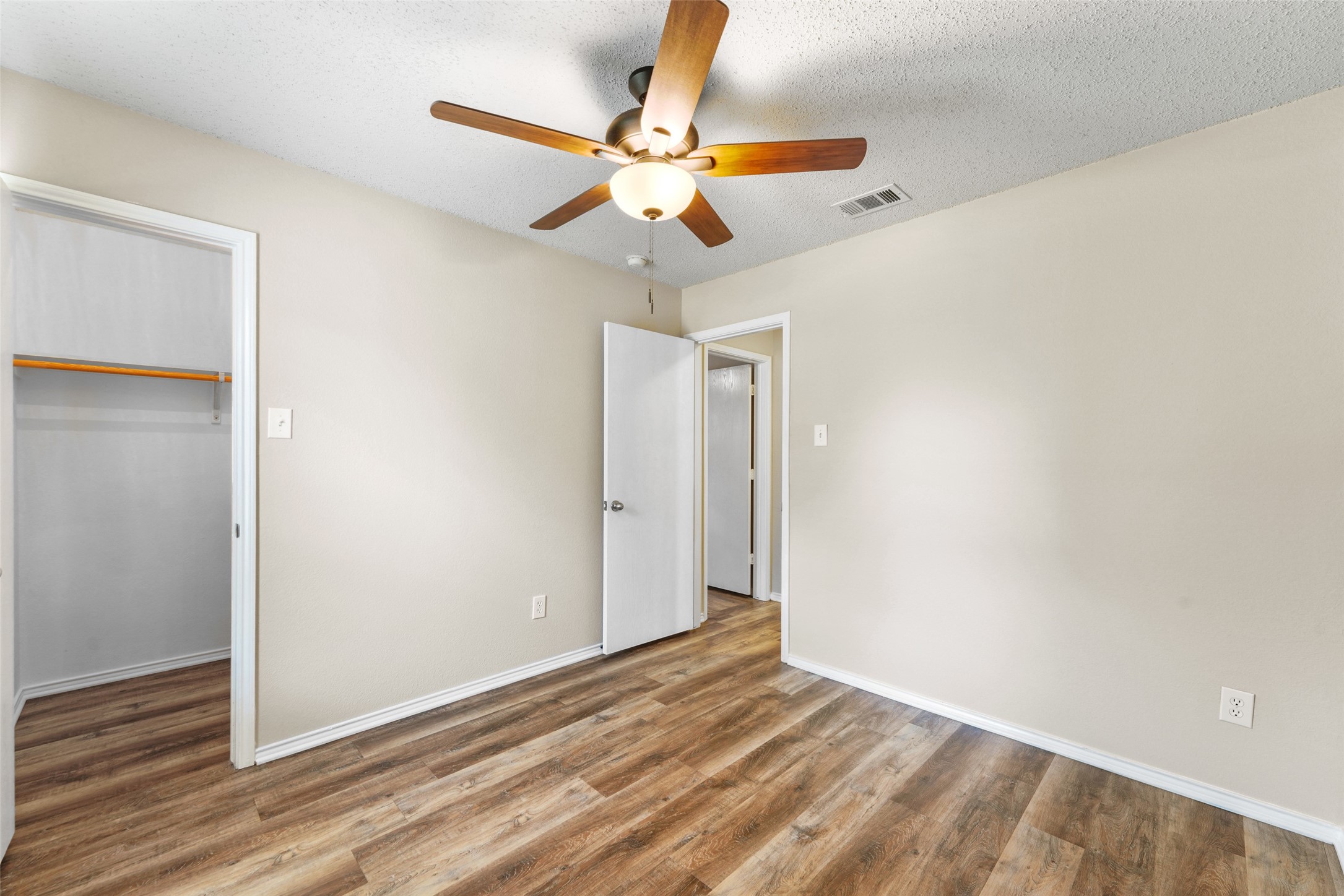 1422 Fairfield Drive