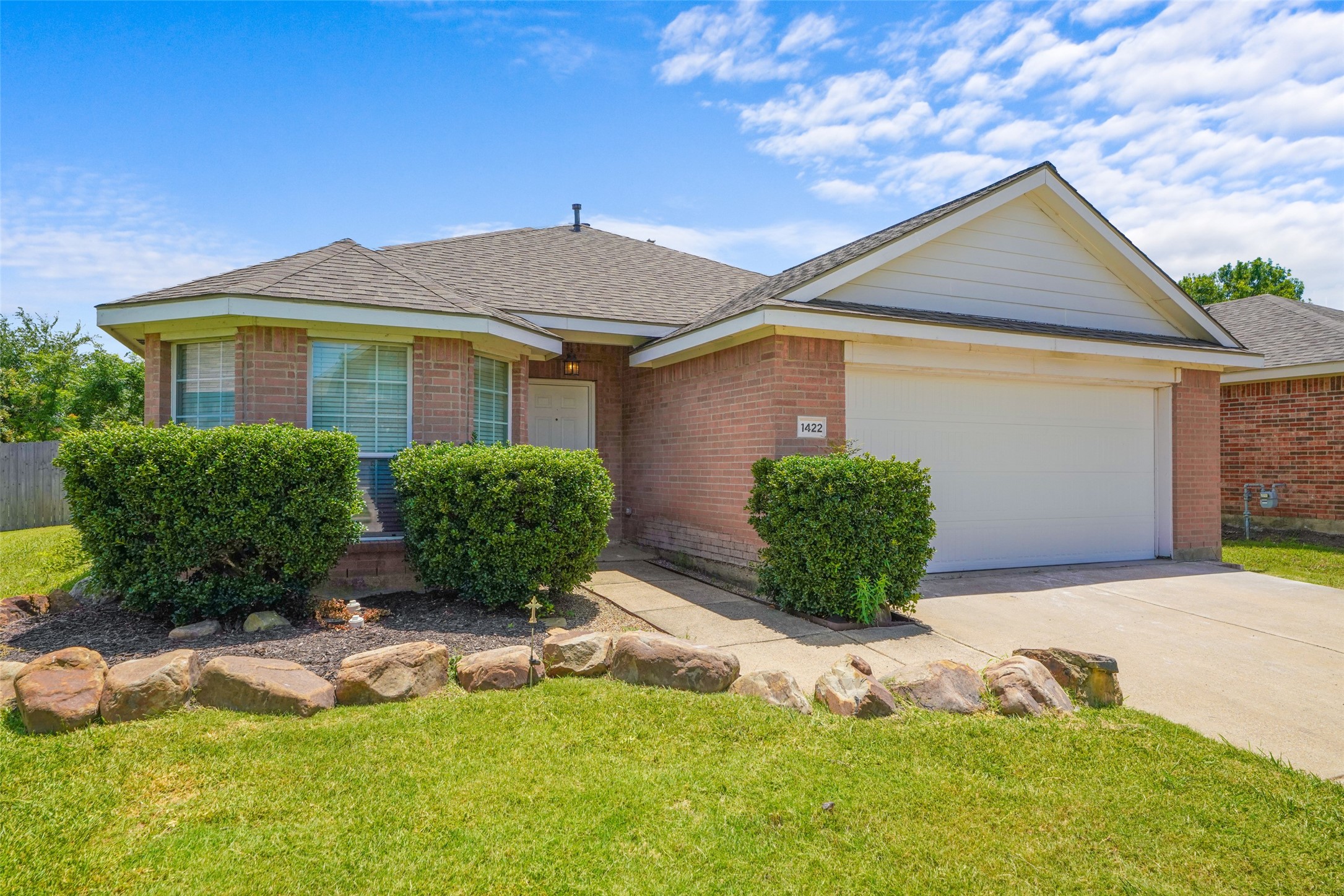 1422 Fairfield Drive