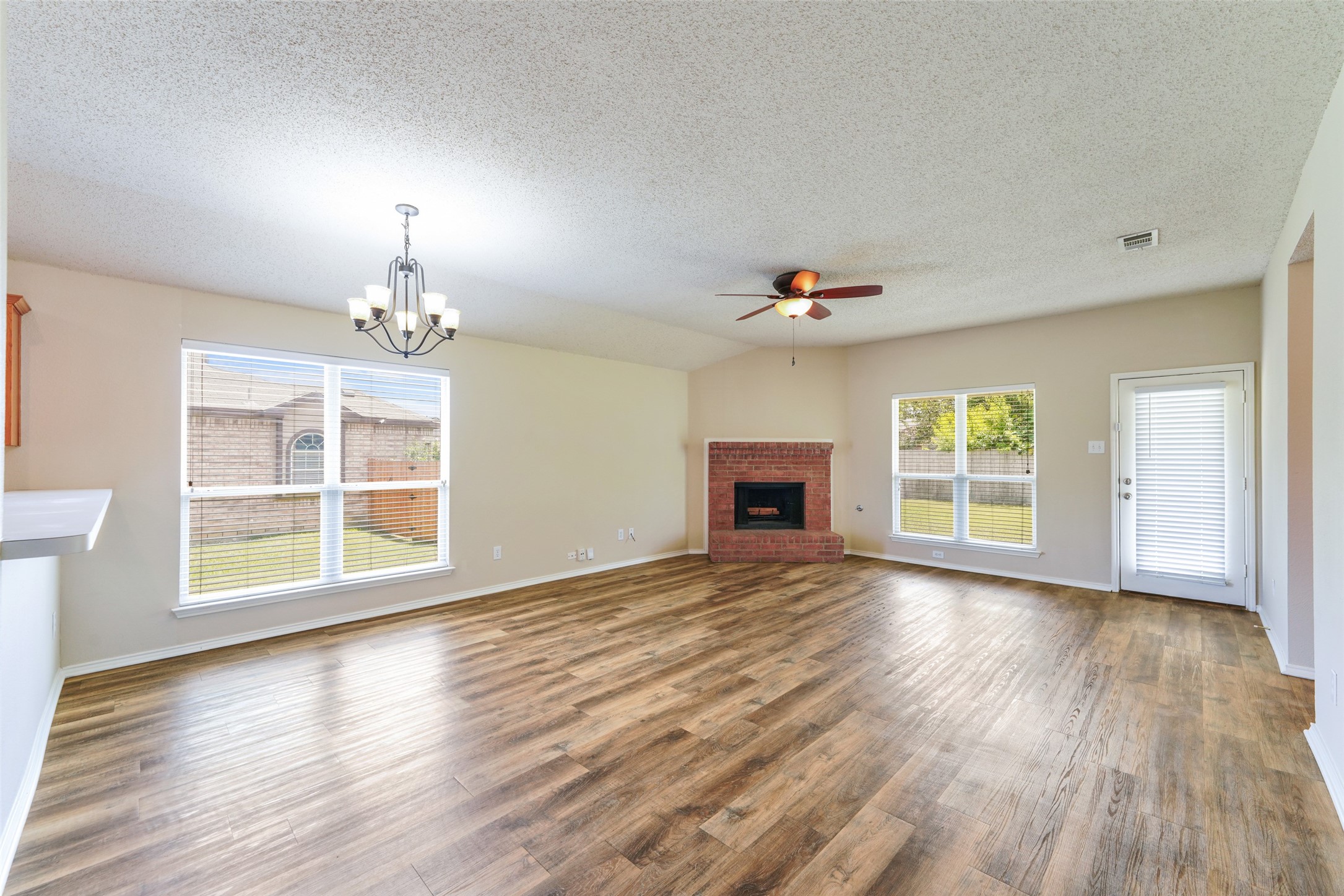 1422 Fairfield Drive