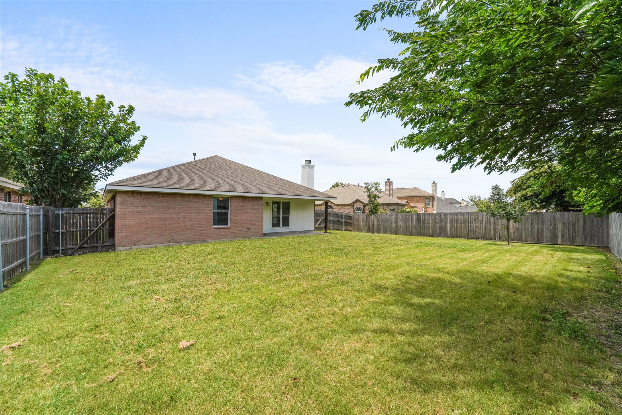 1422 Fairfield Drive