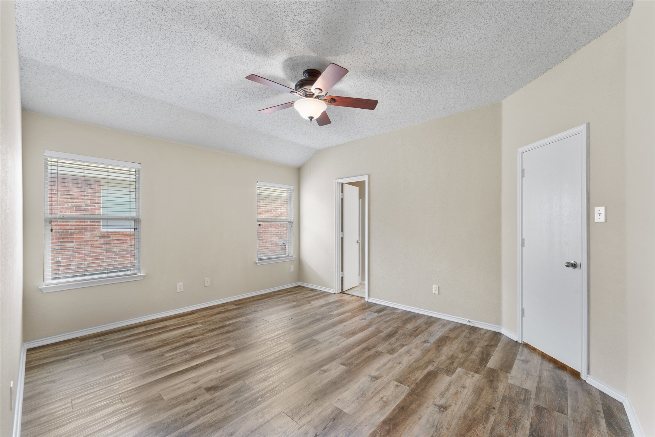 1422 Fairfield Drive