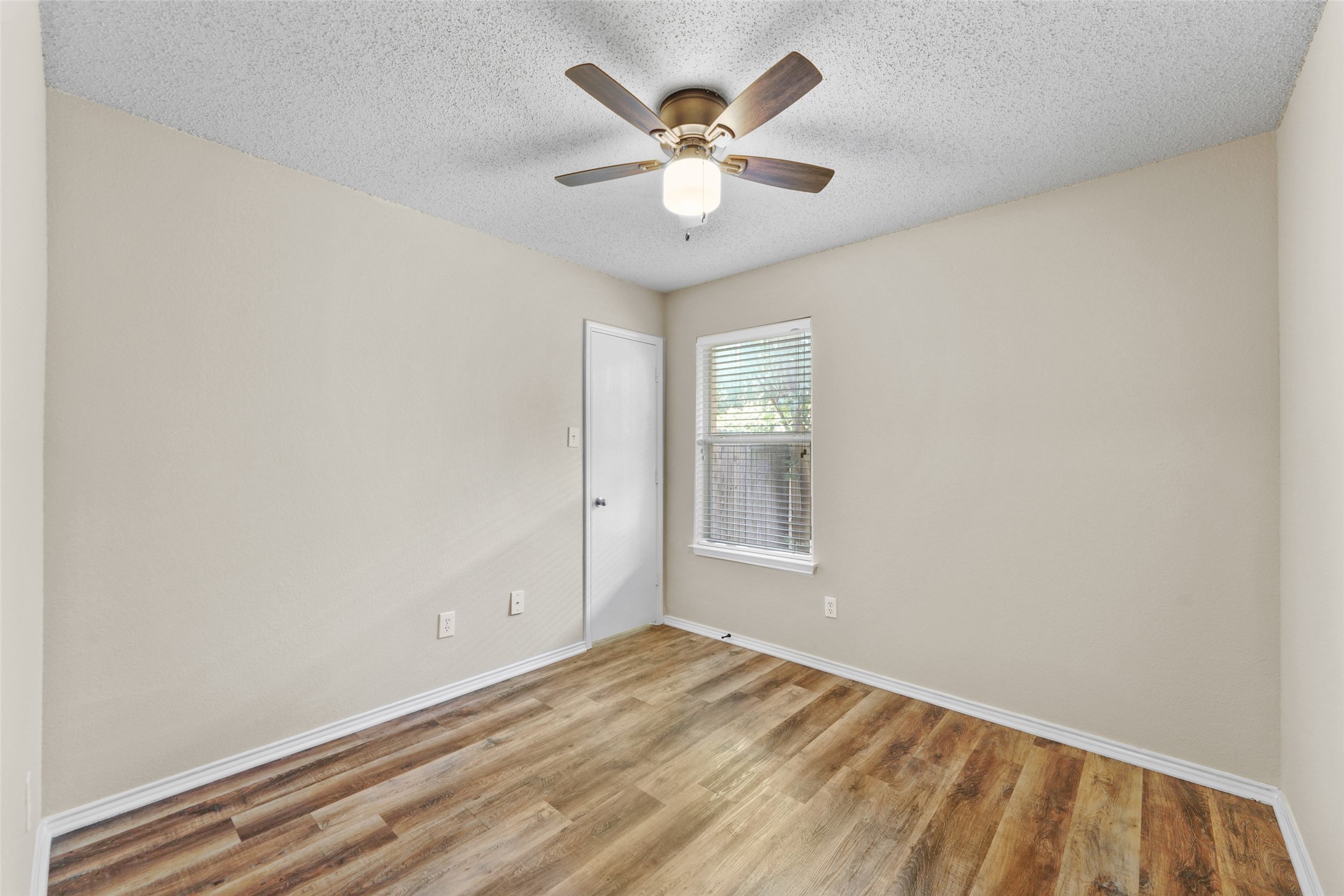 1422 Fairfield Drive