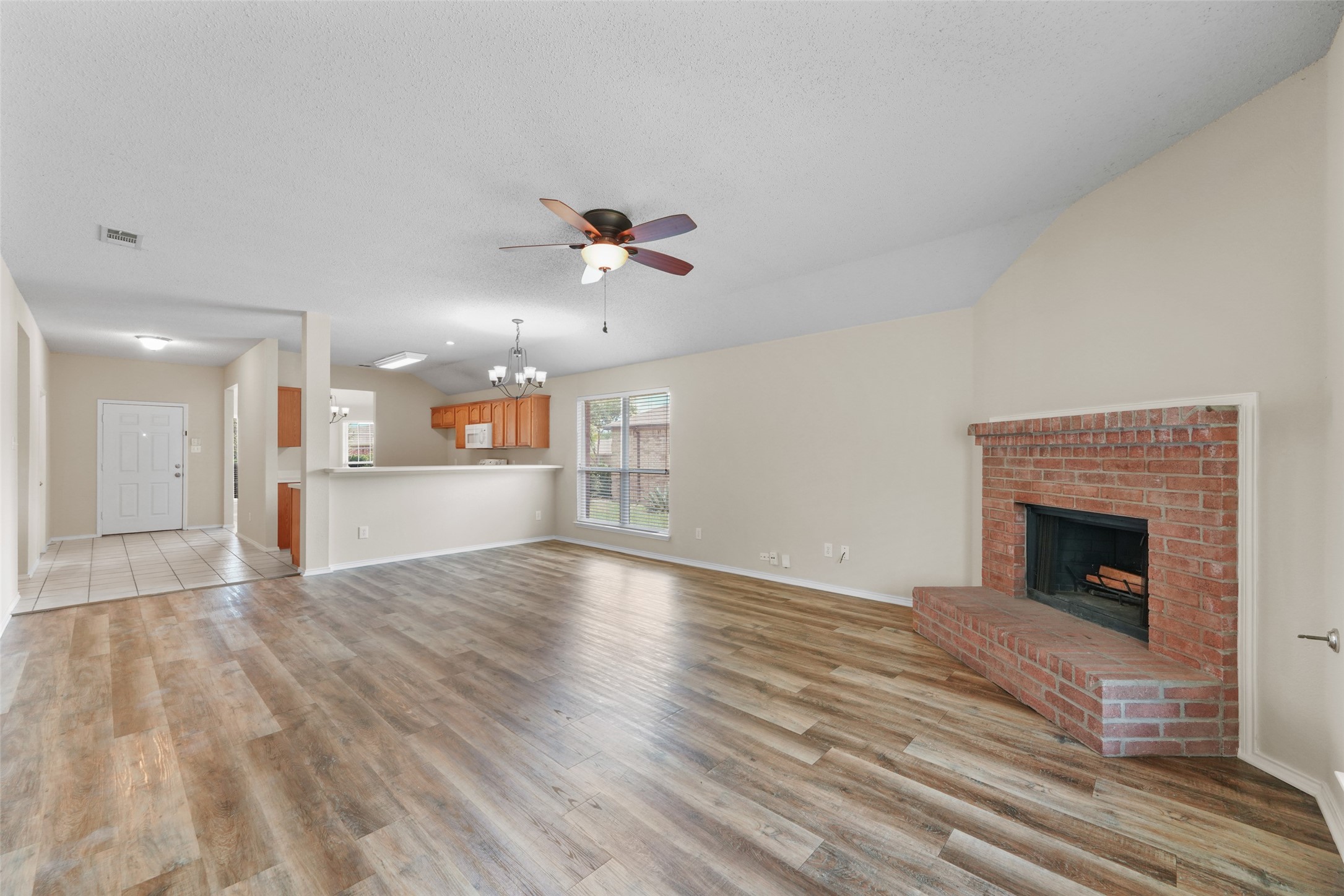 1422 Fairfield Drive