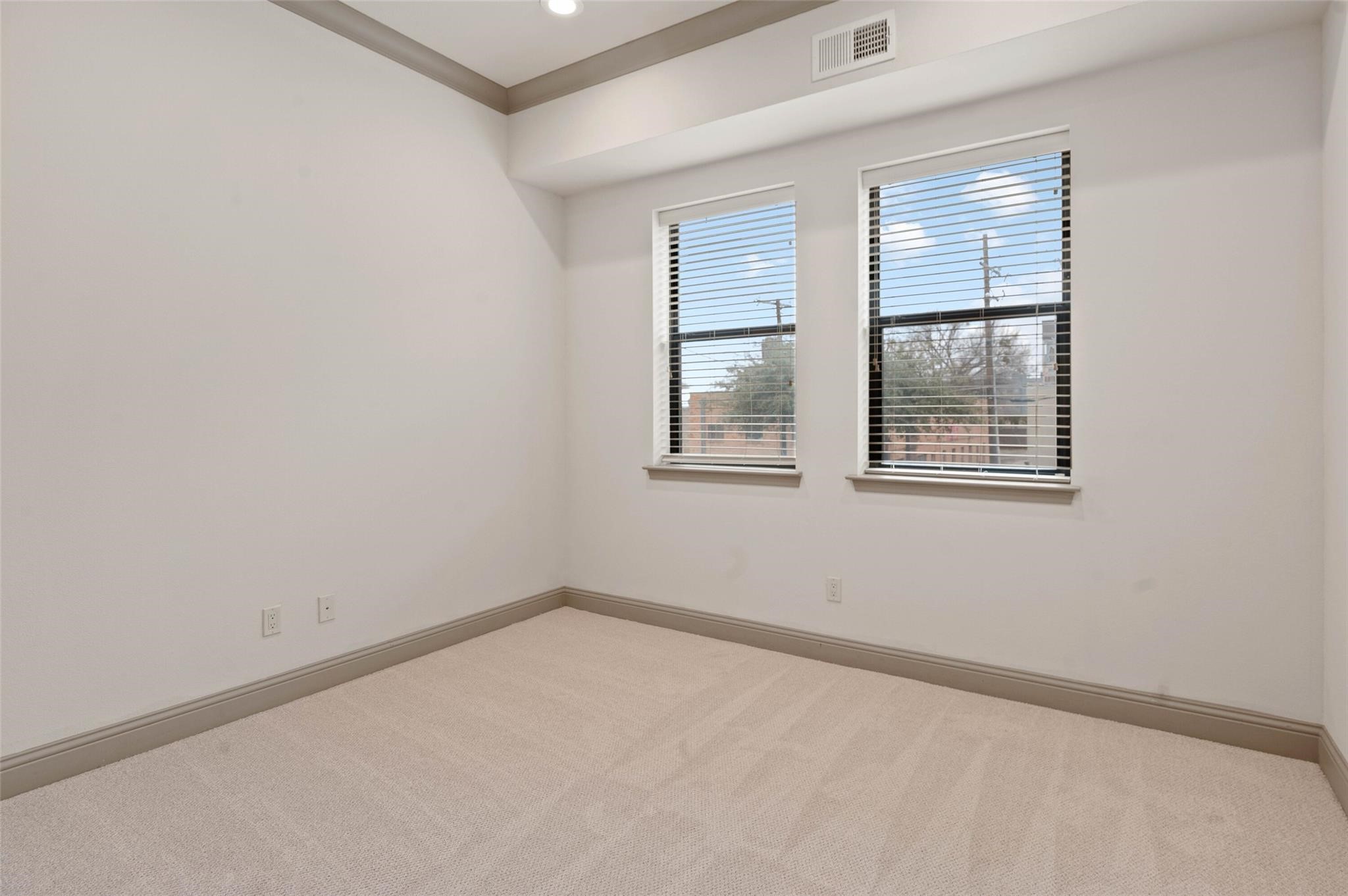 1021 Pavillion Avenue 7