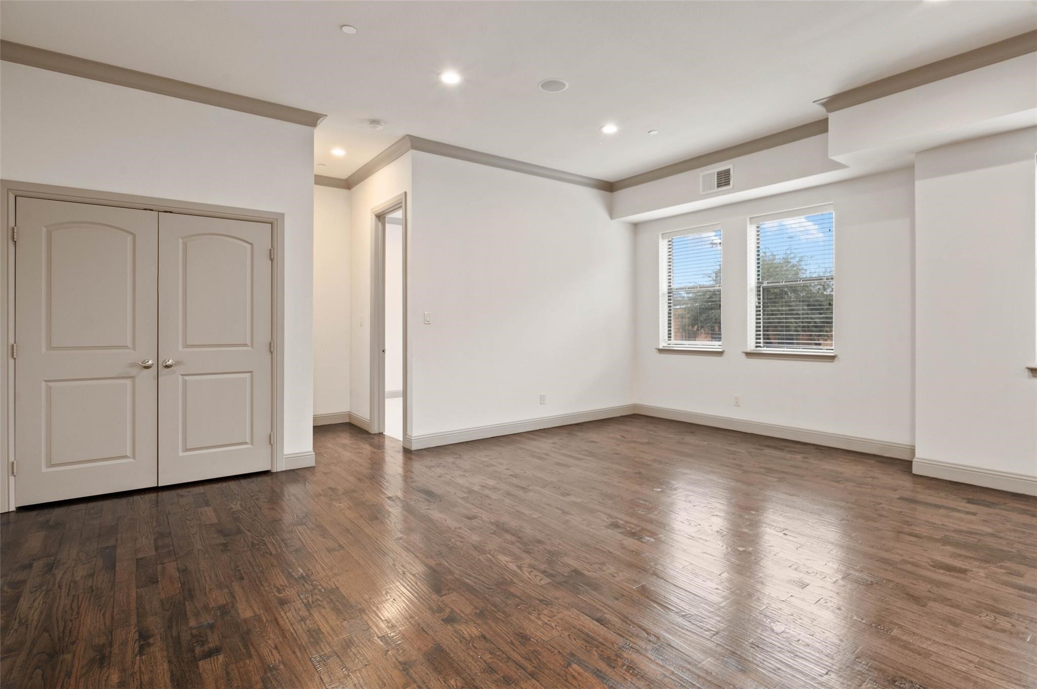 1021 Pavillion Avenue 7