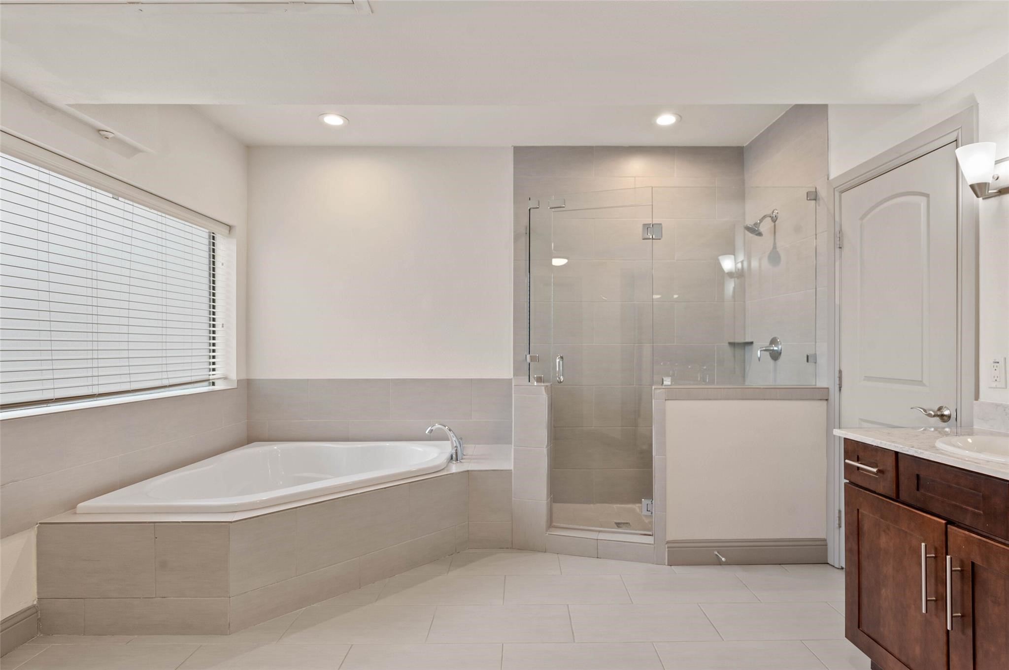 1021 Pavillion Avenue 7