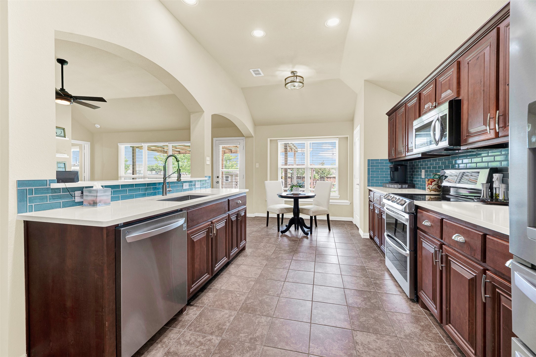 618 Tumbleweed Drive