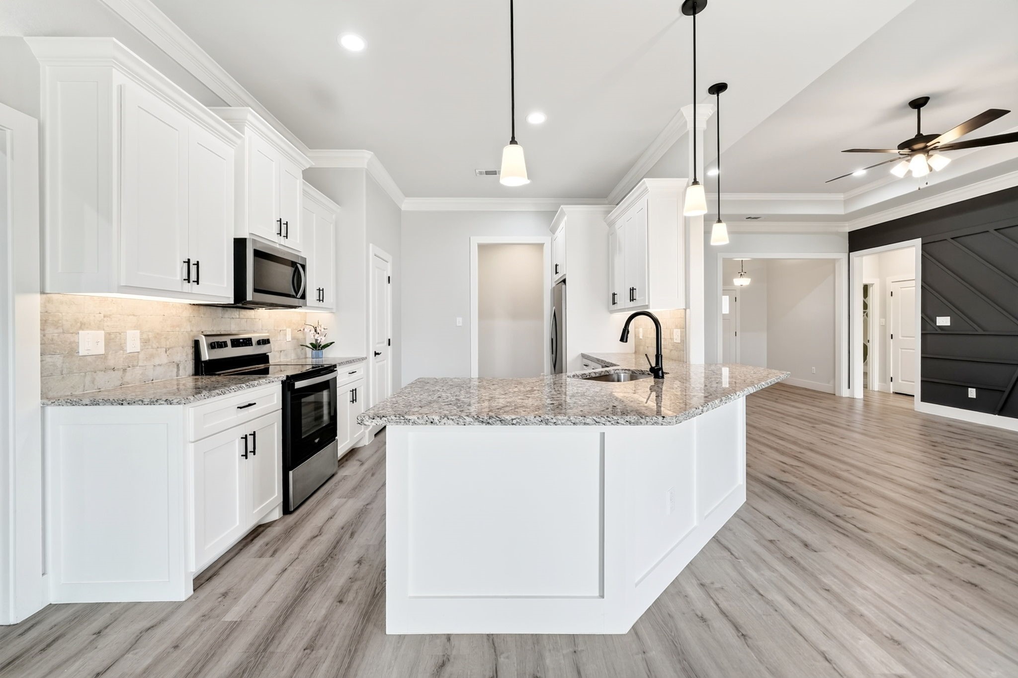 527 Limestone Circle