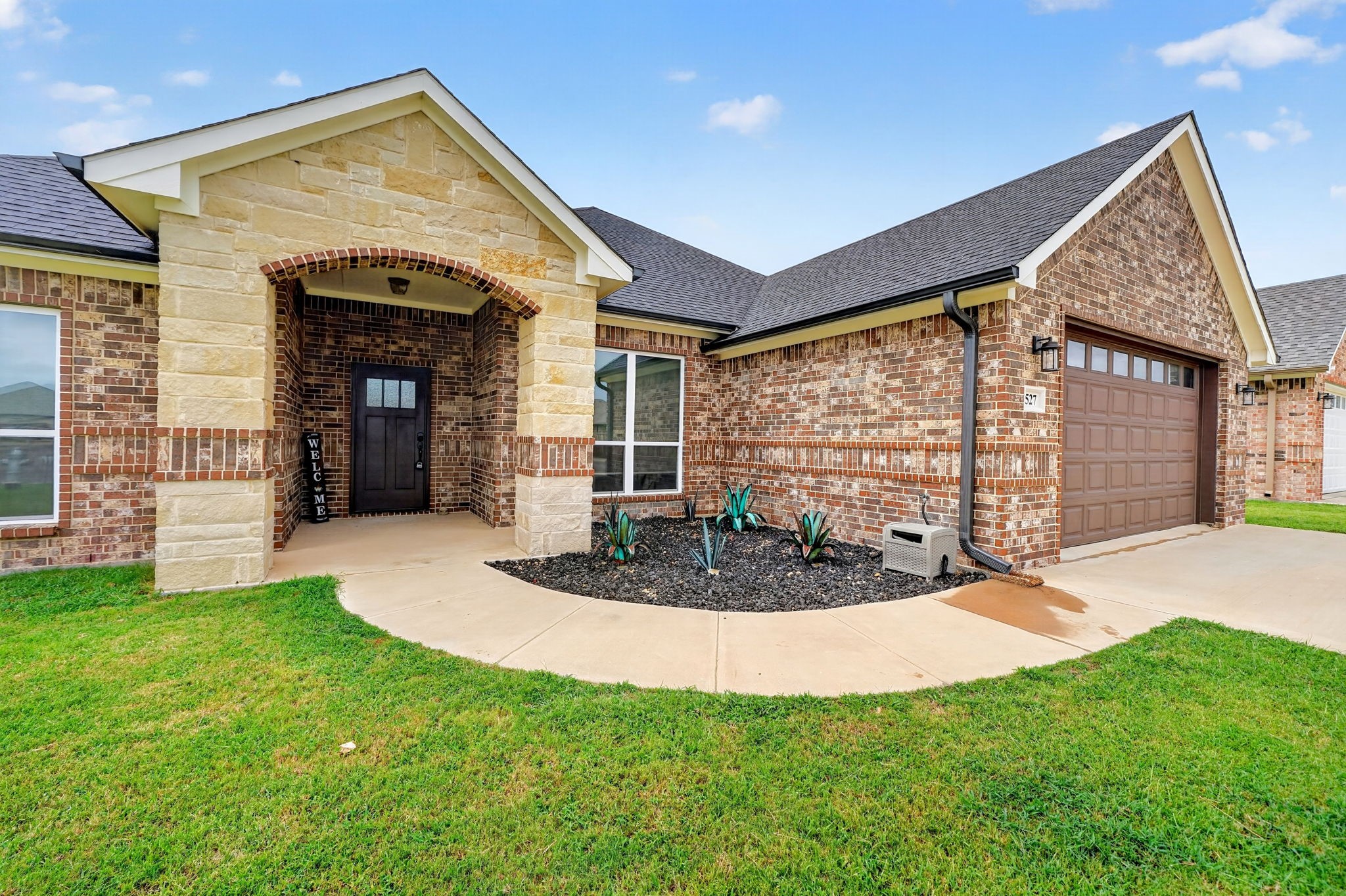 527 Limestone Circle
