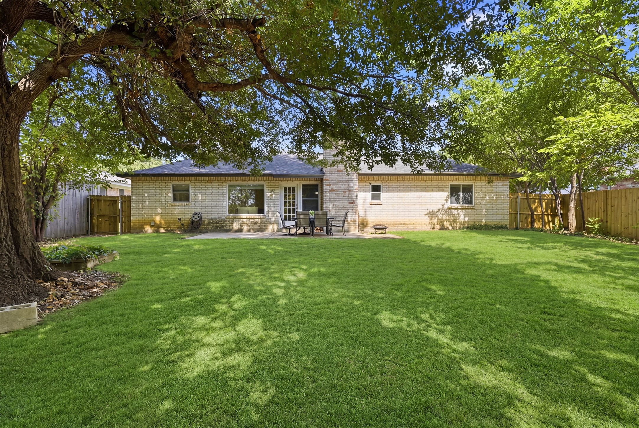 3113 Spring Lake Drive