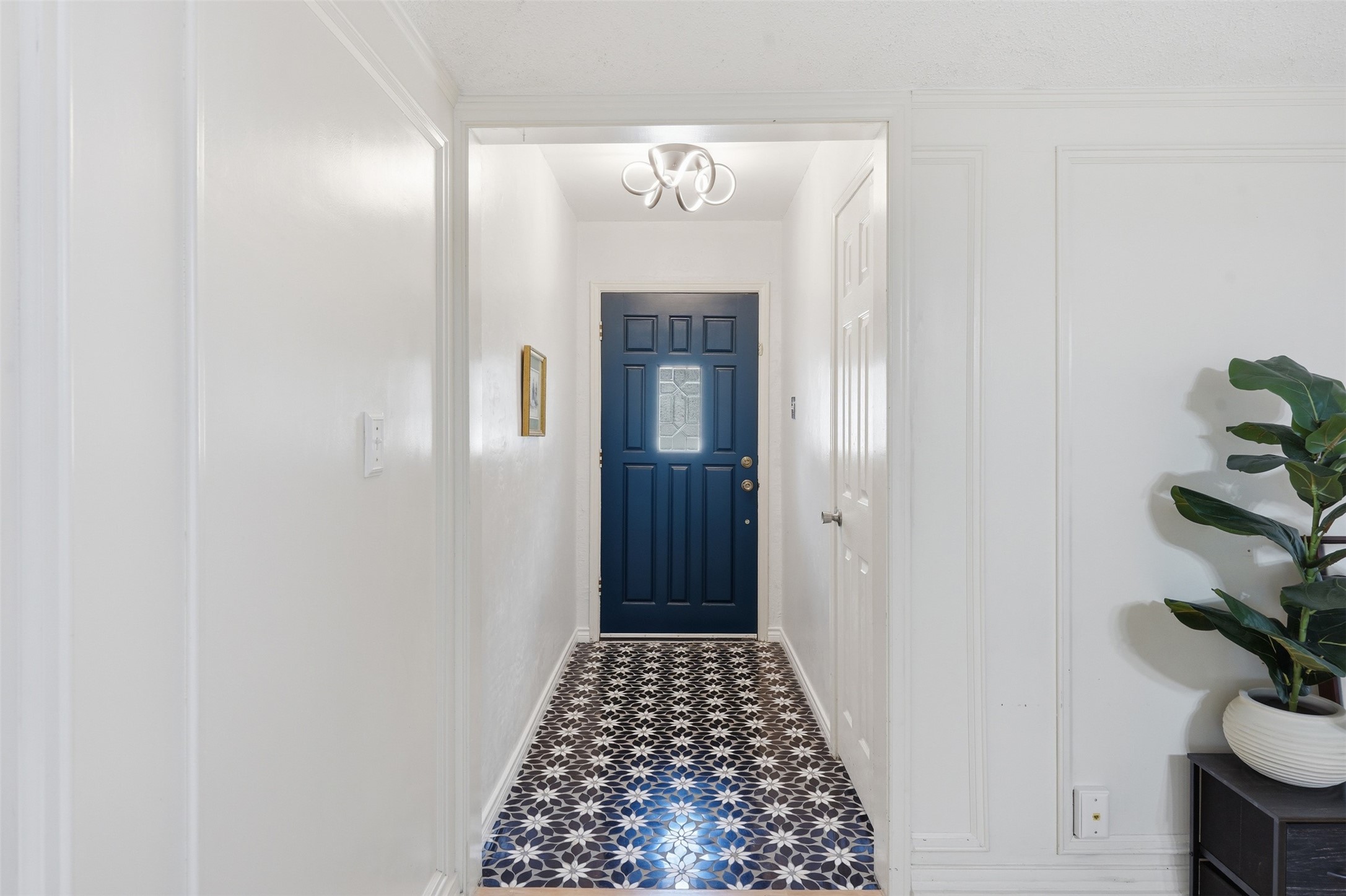 3113 Spring Lake Drive