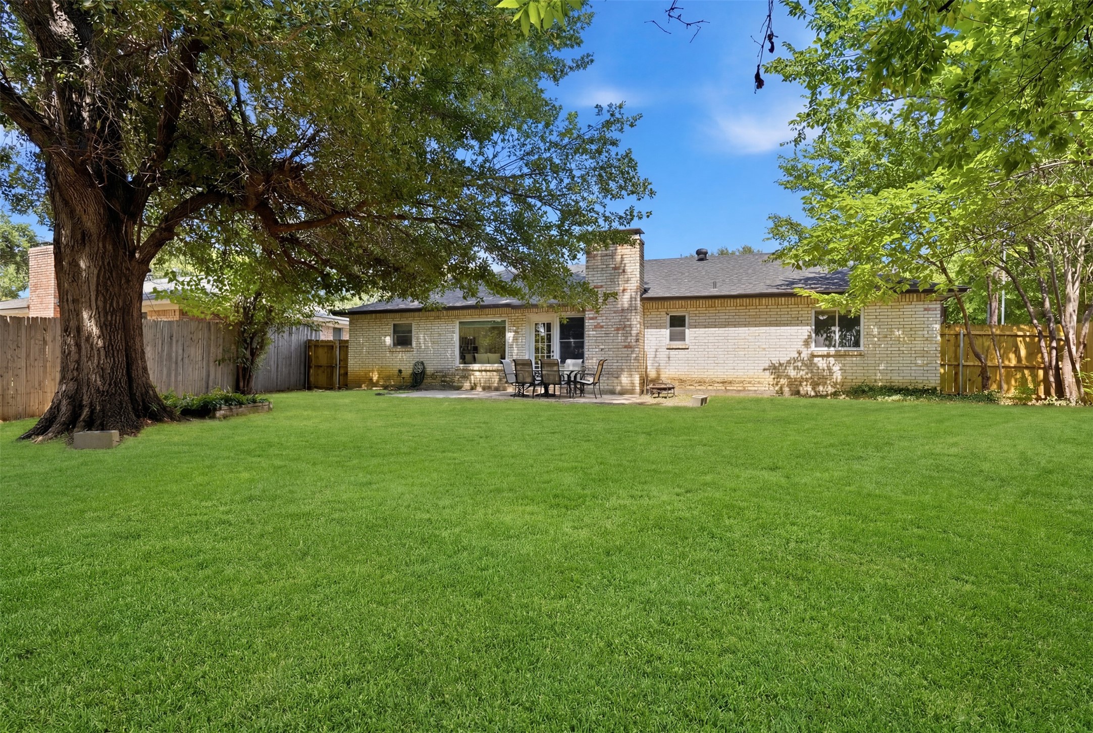 3113 Spring Lake Drive