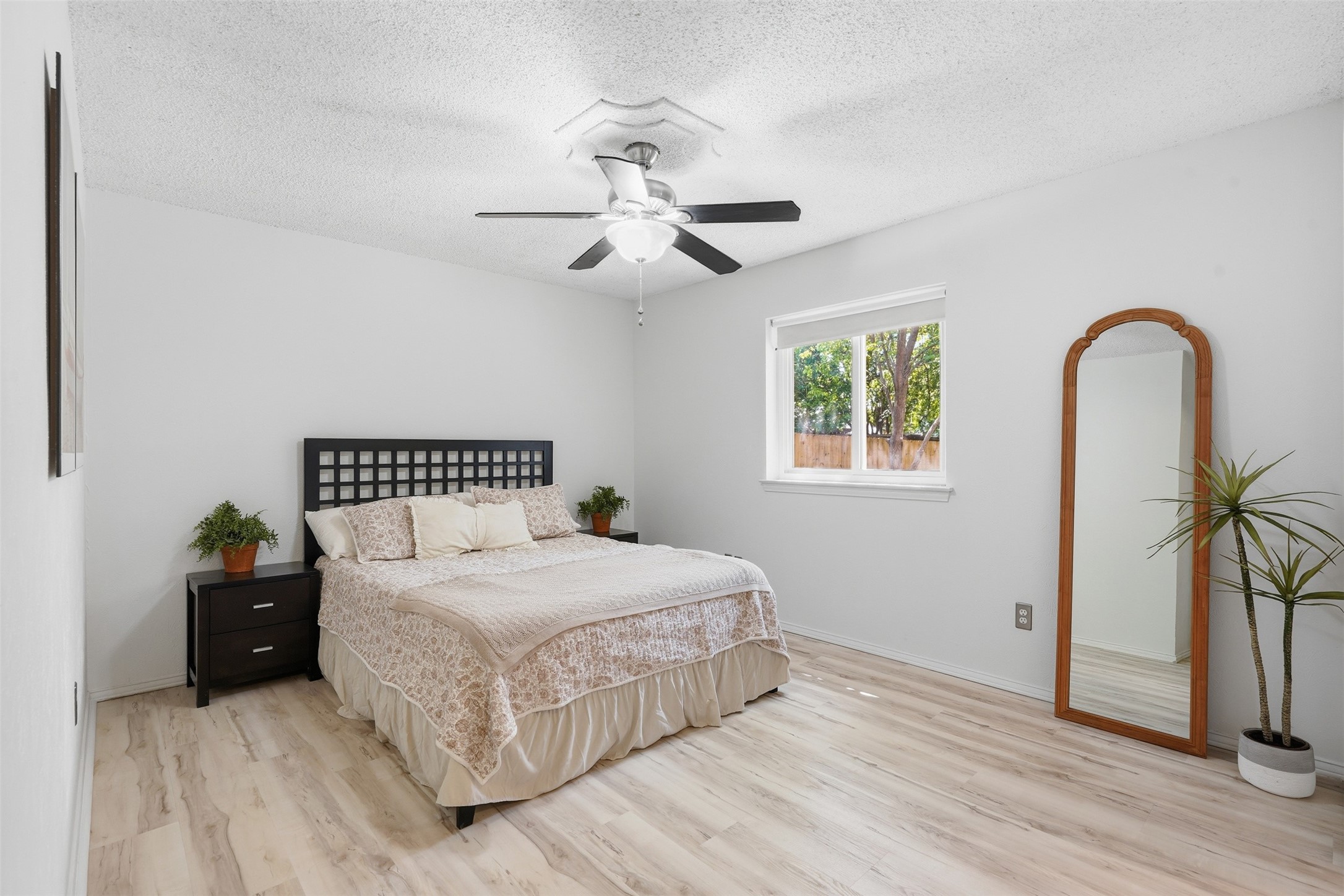3113 Spring Lake Drive