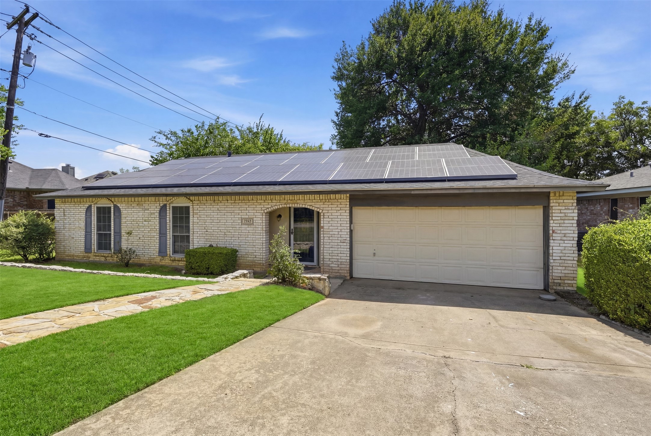 3113 Spring Lake Drive
