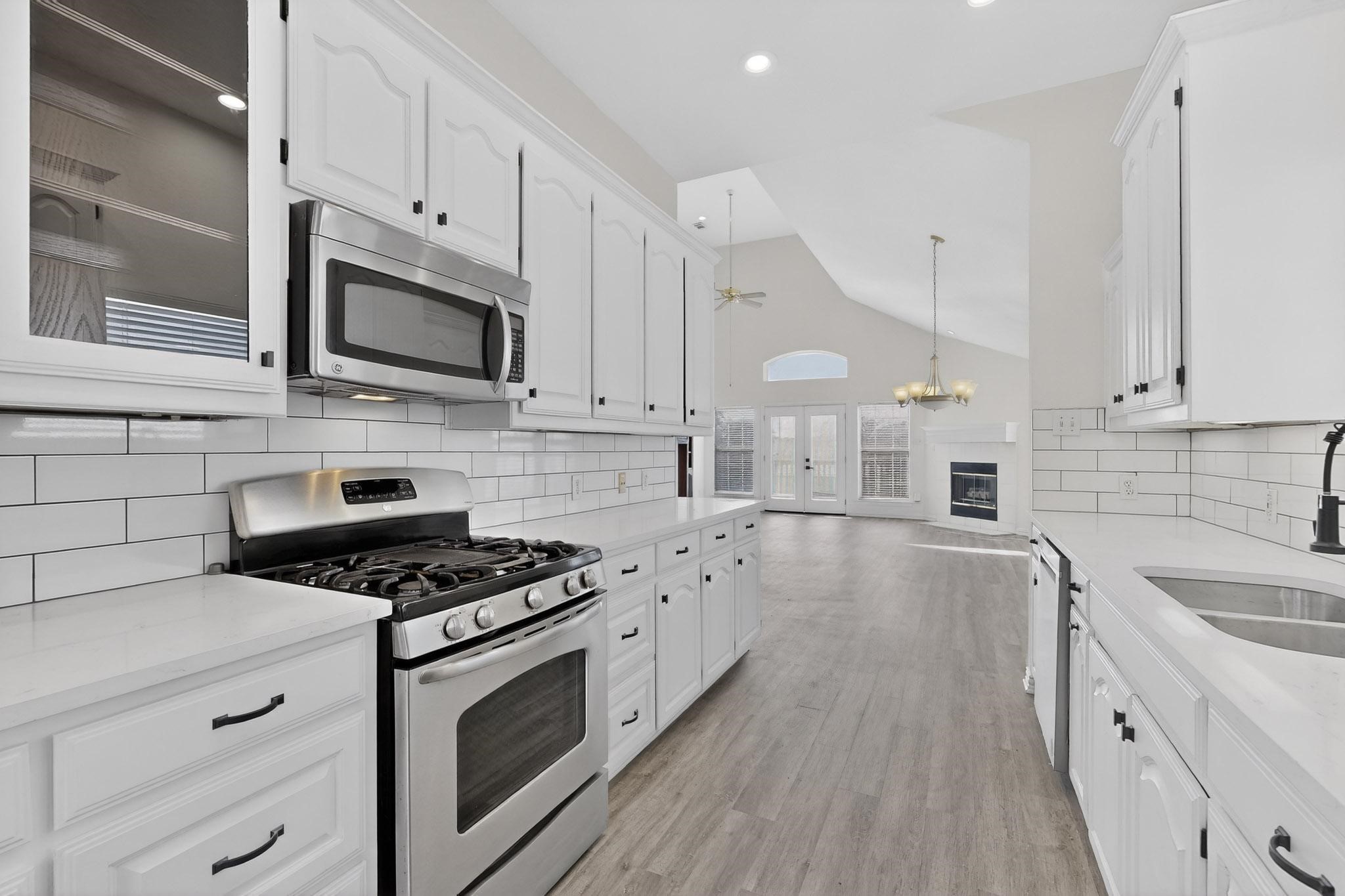 714 Ashbrook Court