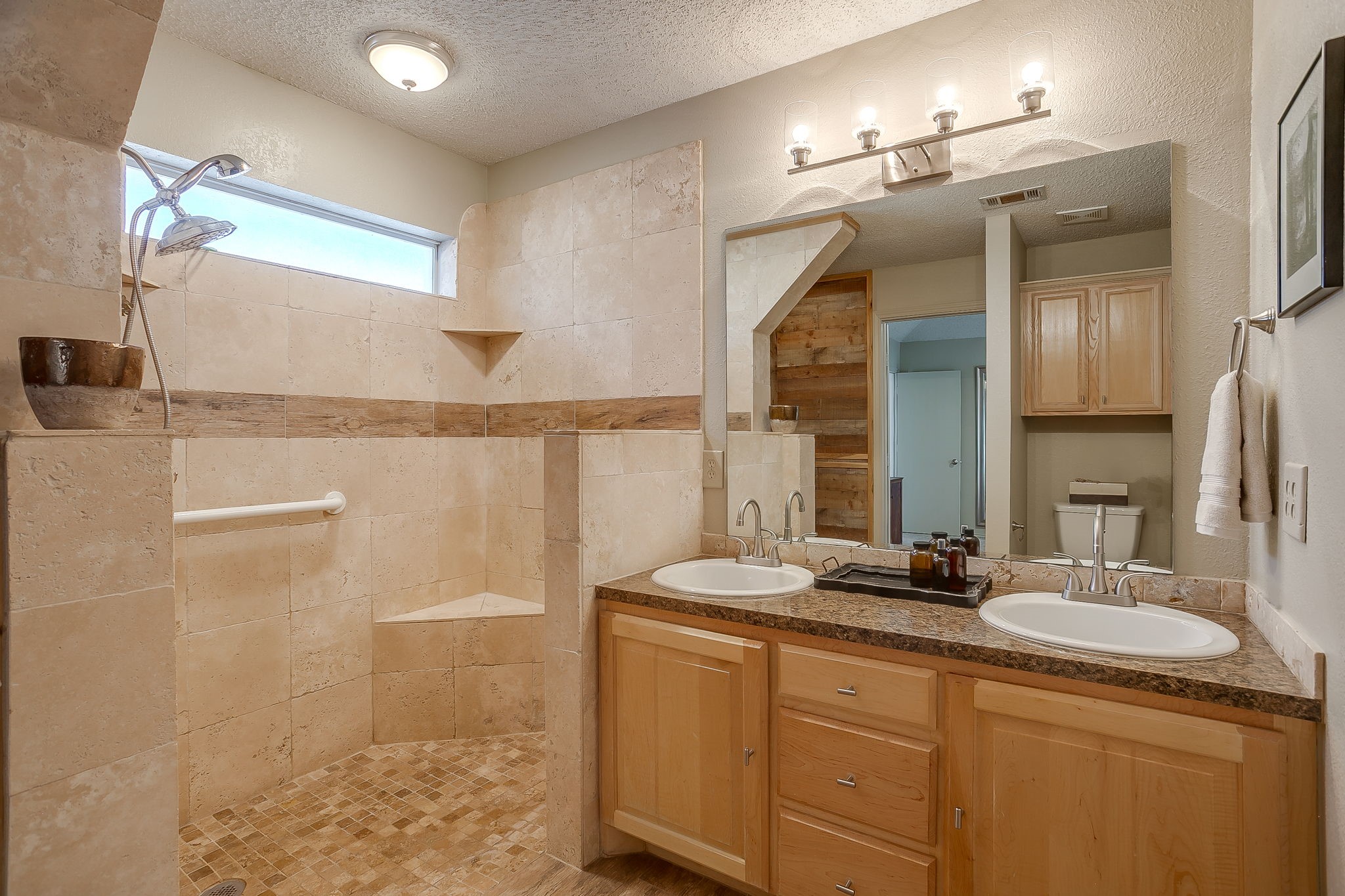 401 Hillside Drive