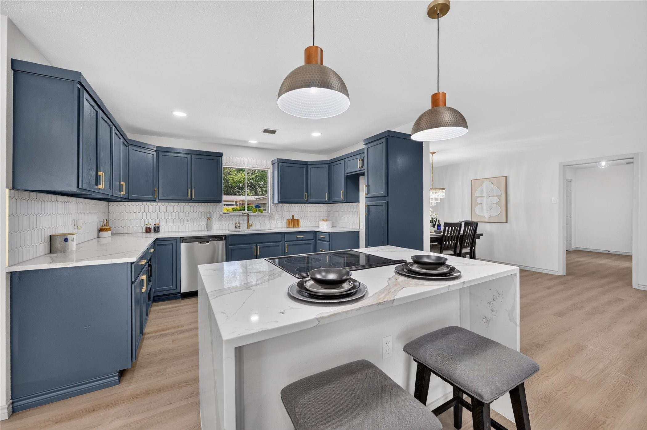 1620 Sunnybrook Drive