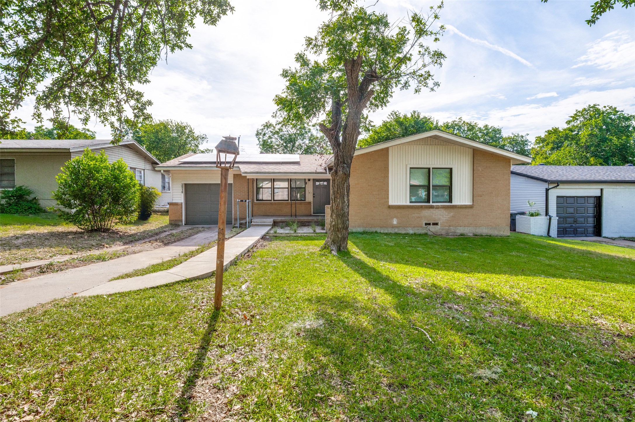3910 Vanette Lane