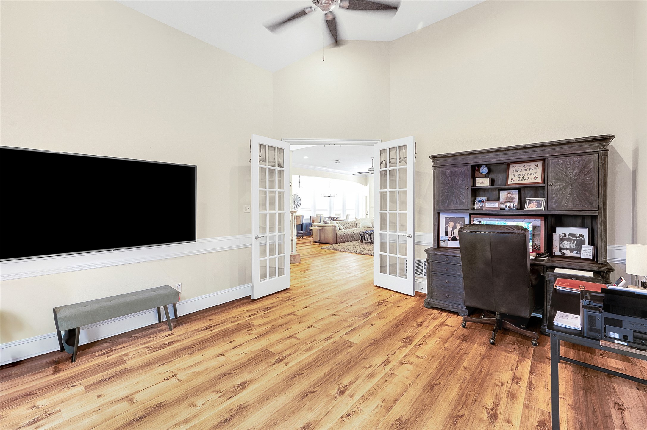 2304 Fairway Circle