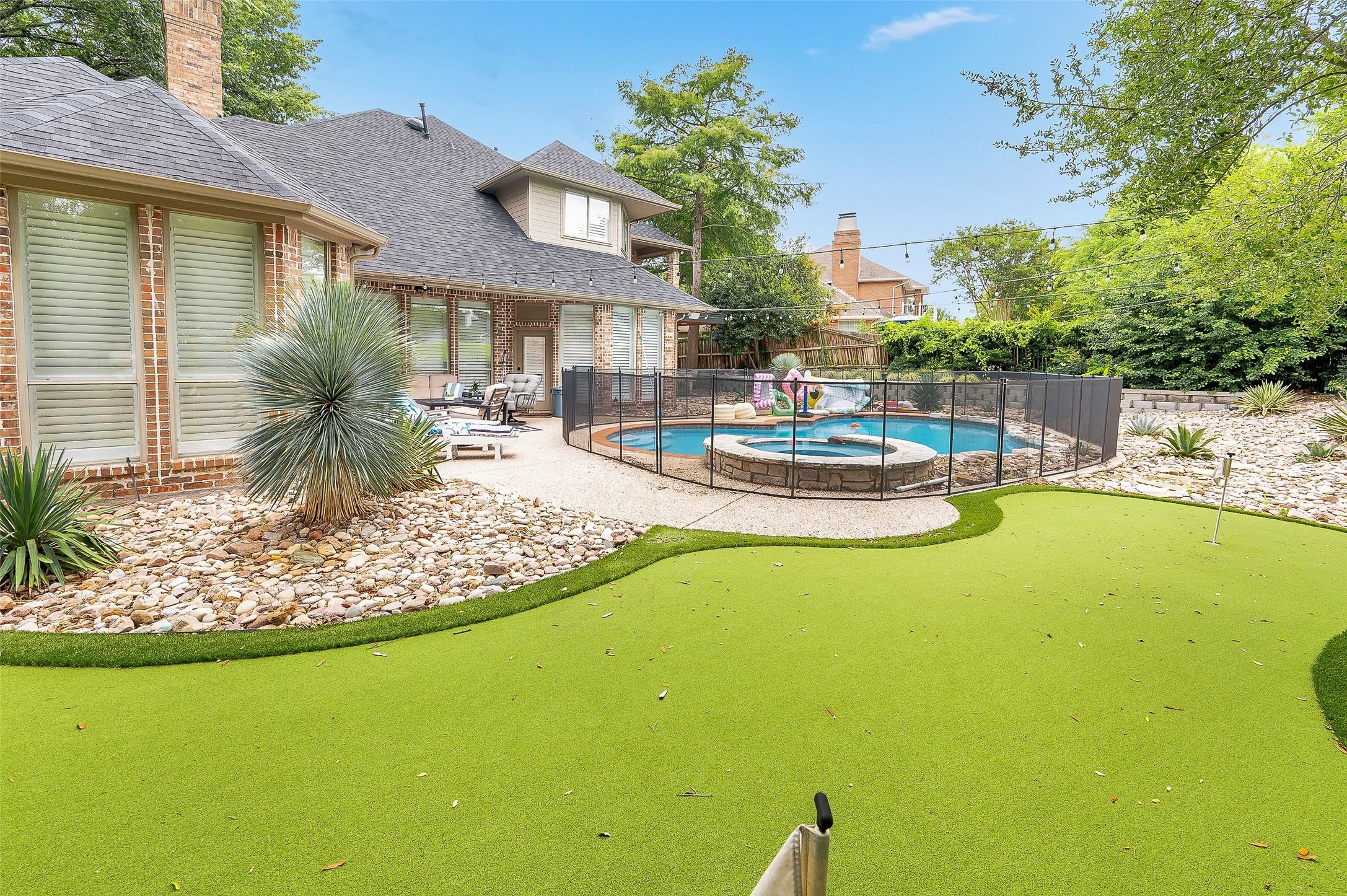 2304 Fairway Circle