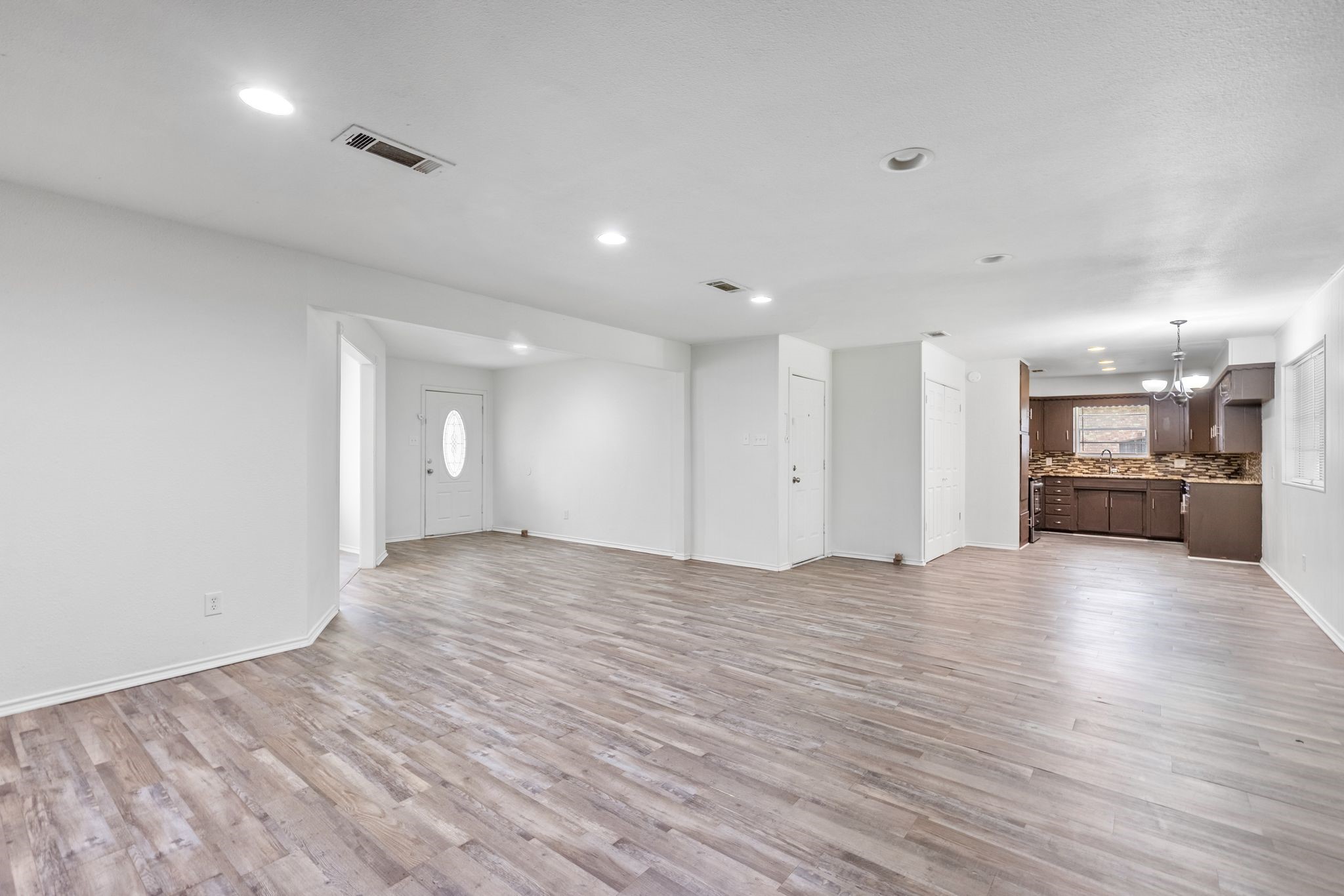 705 Plano Street