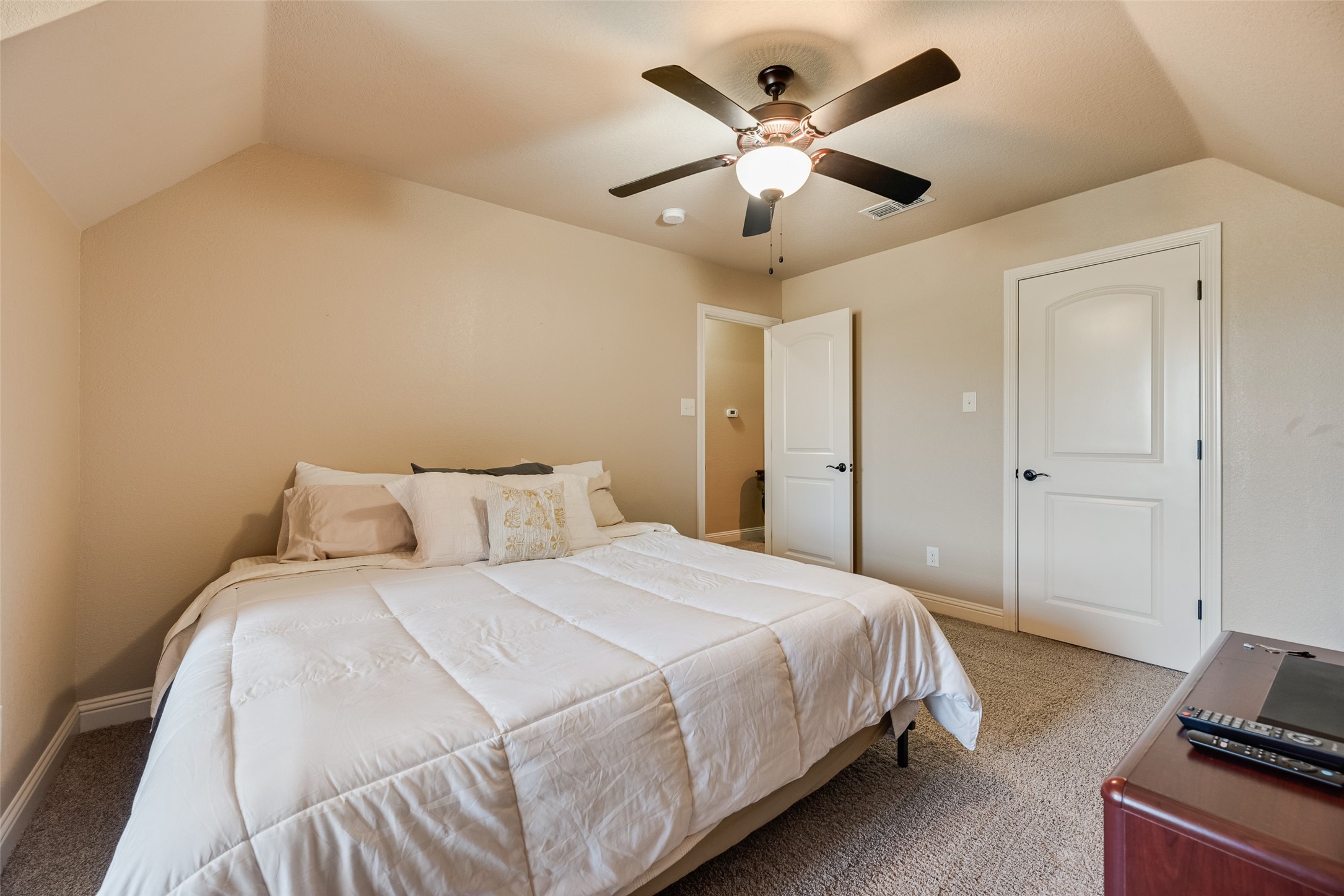 1127 Sonora Court